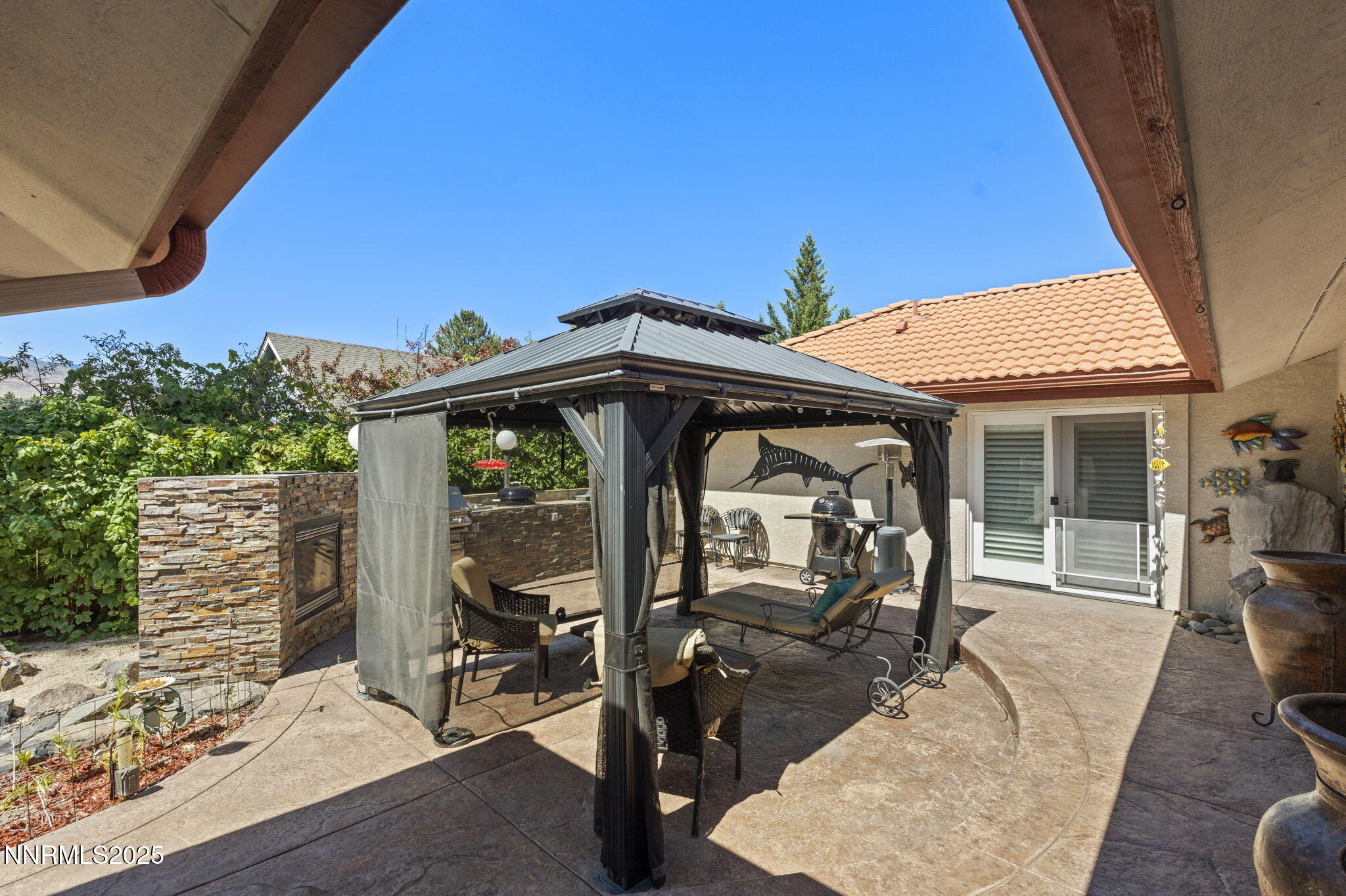 2410 Dublin Court
