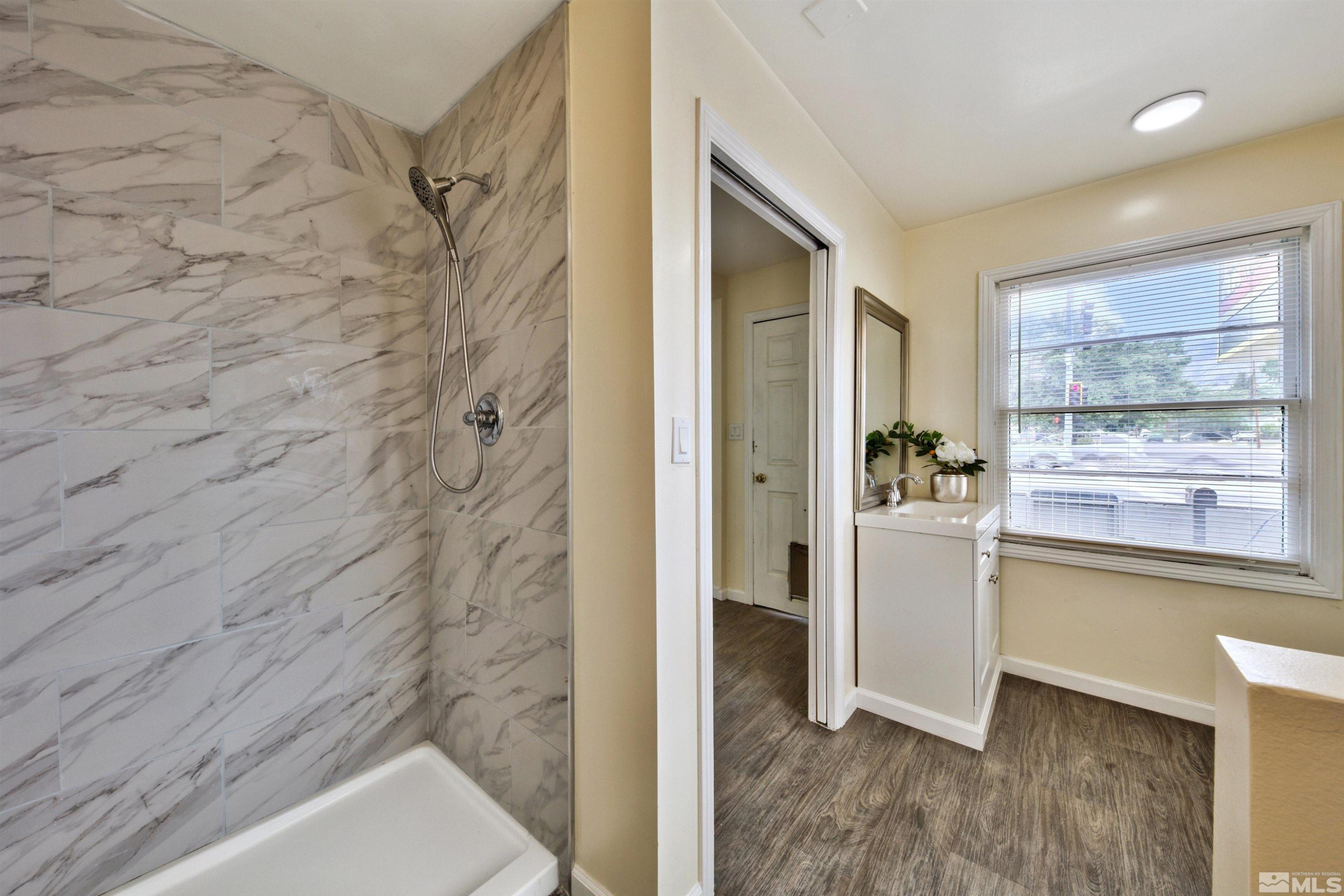 1515 N Carson Street