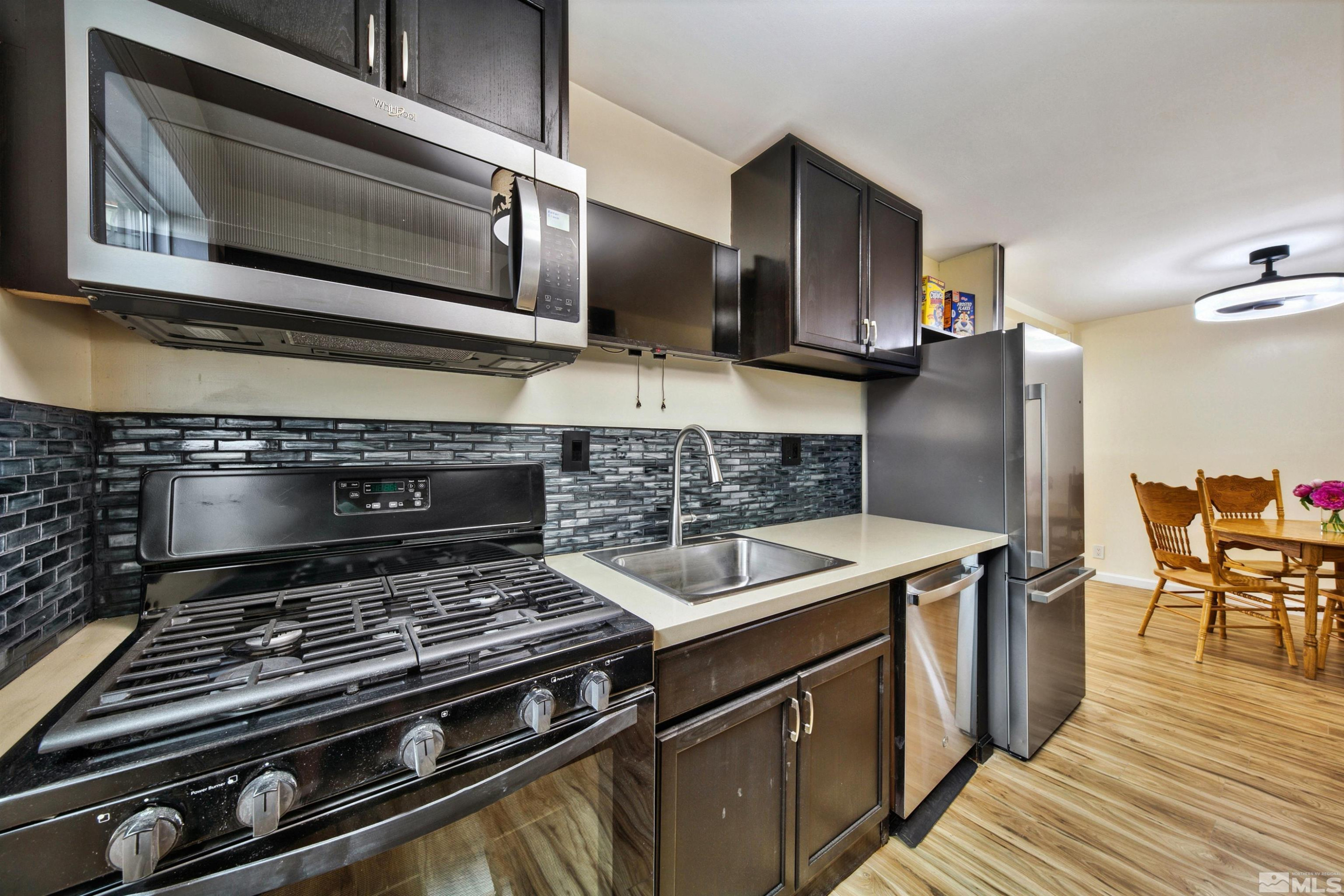 1515 N Carson Street