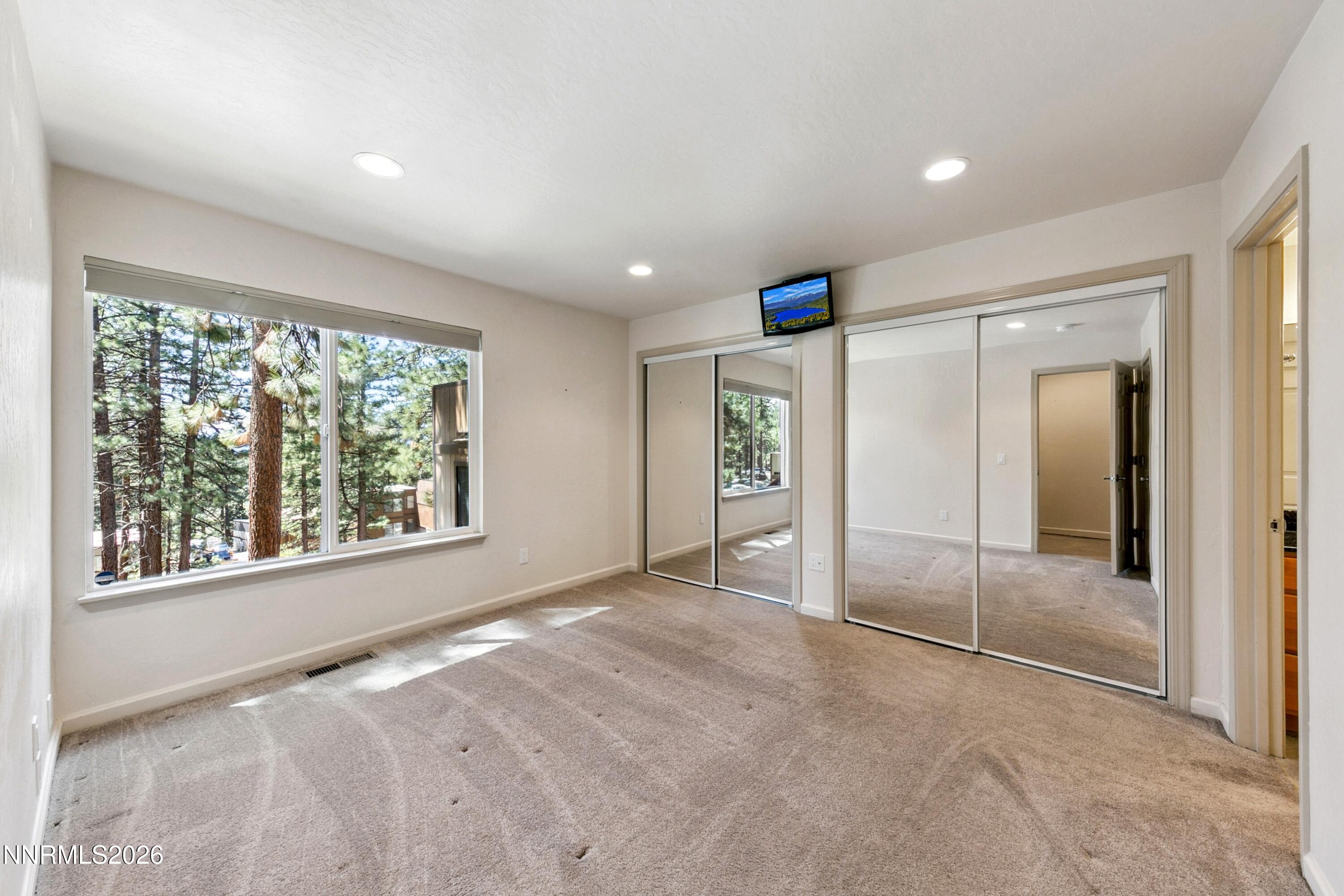 215 Clubhouse Circle