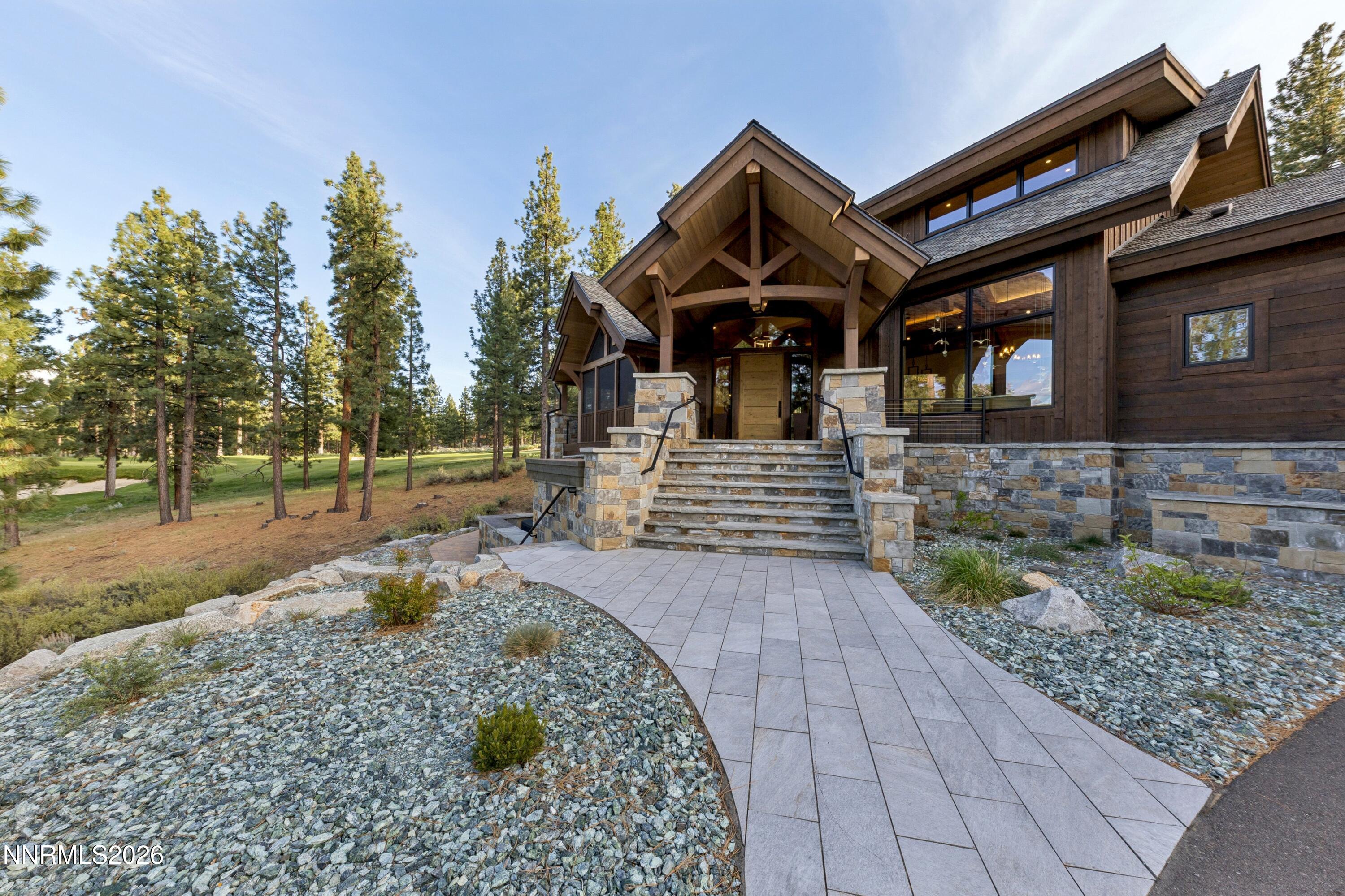 195 Cartwright Court