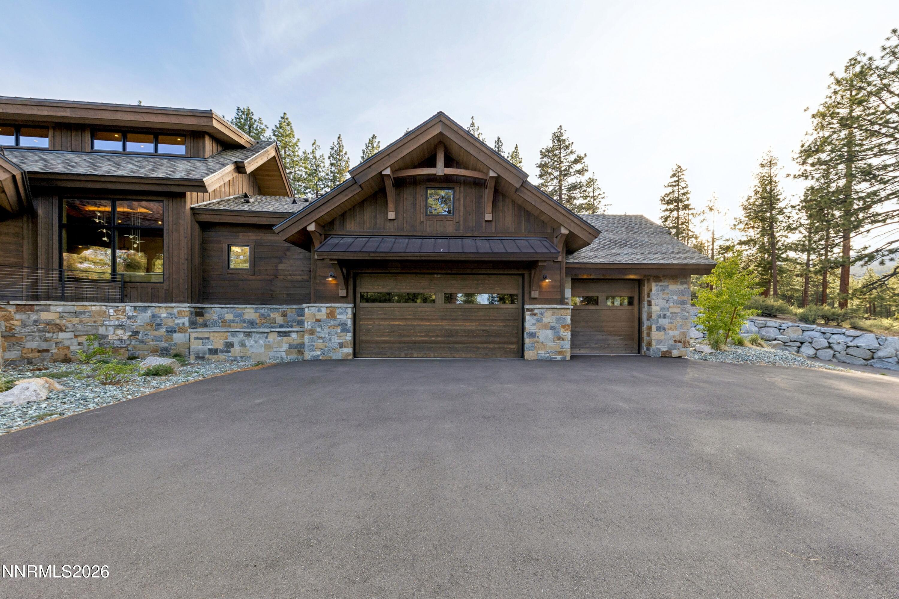 195 Cartwright Court