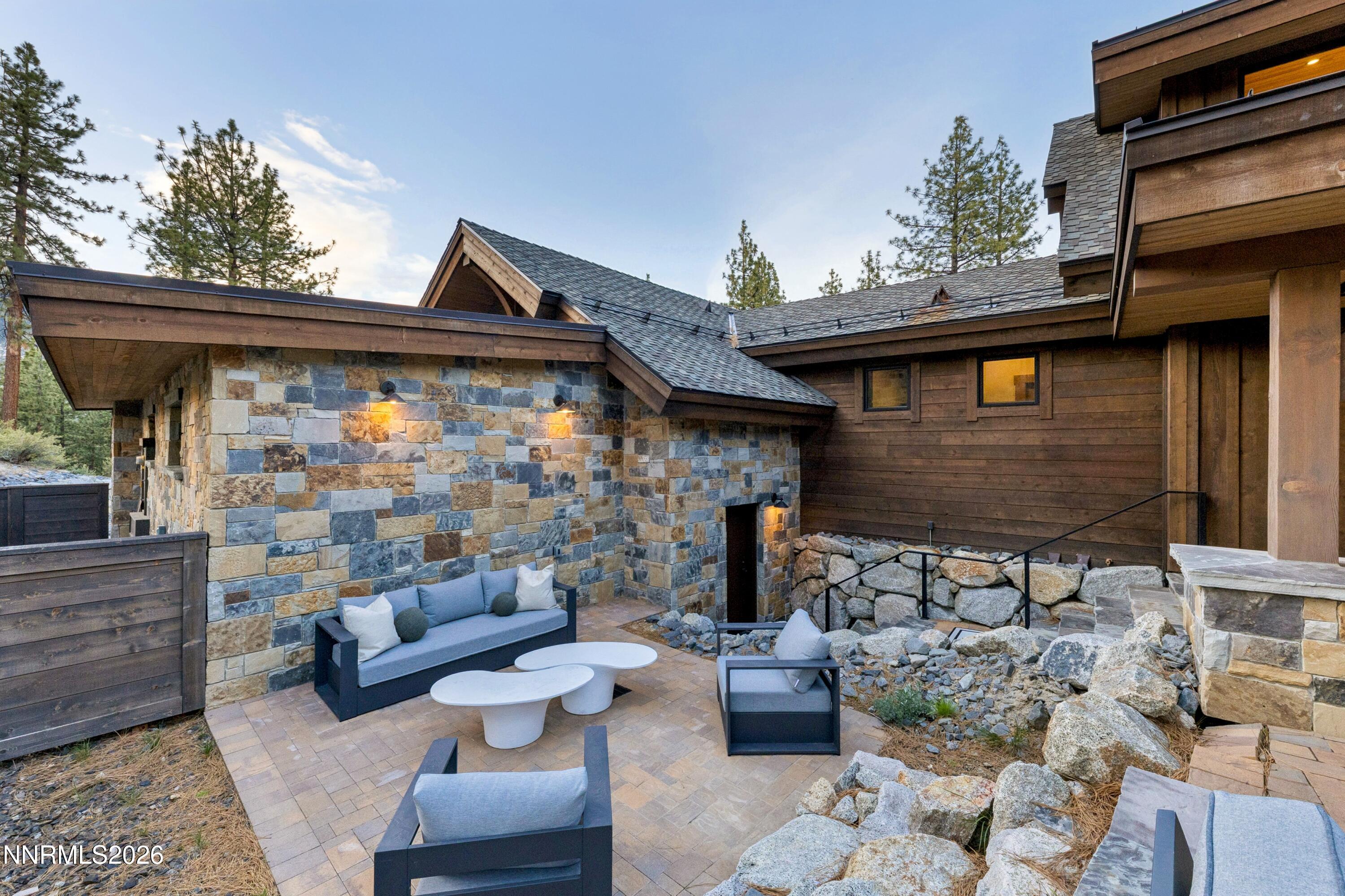 195 Cartwright Court