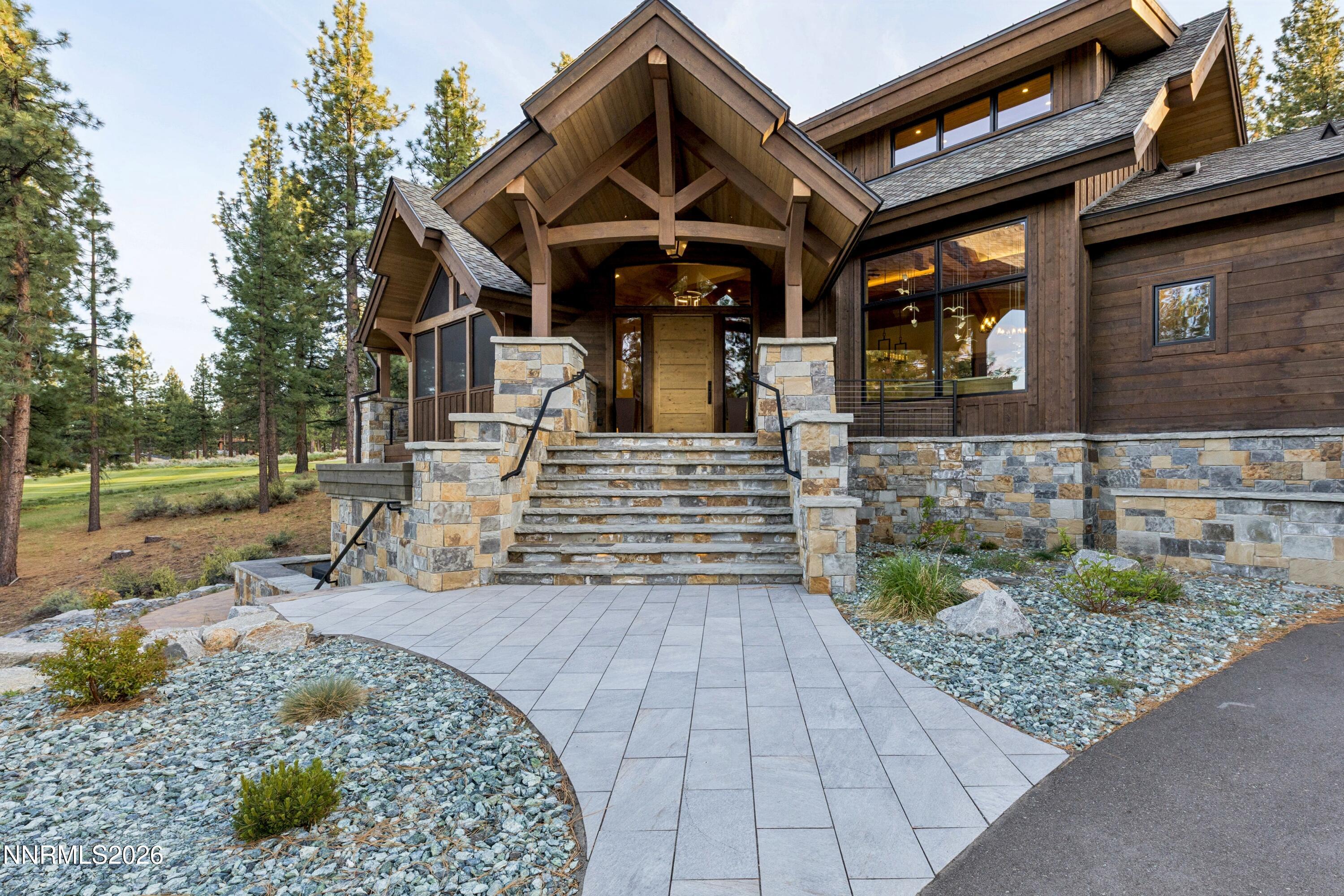 195 Cartwright Court
