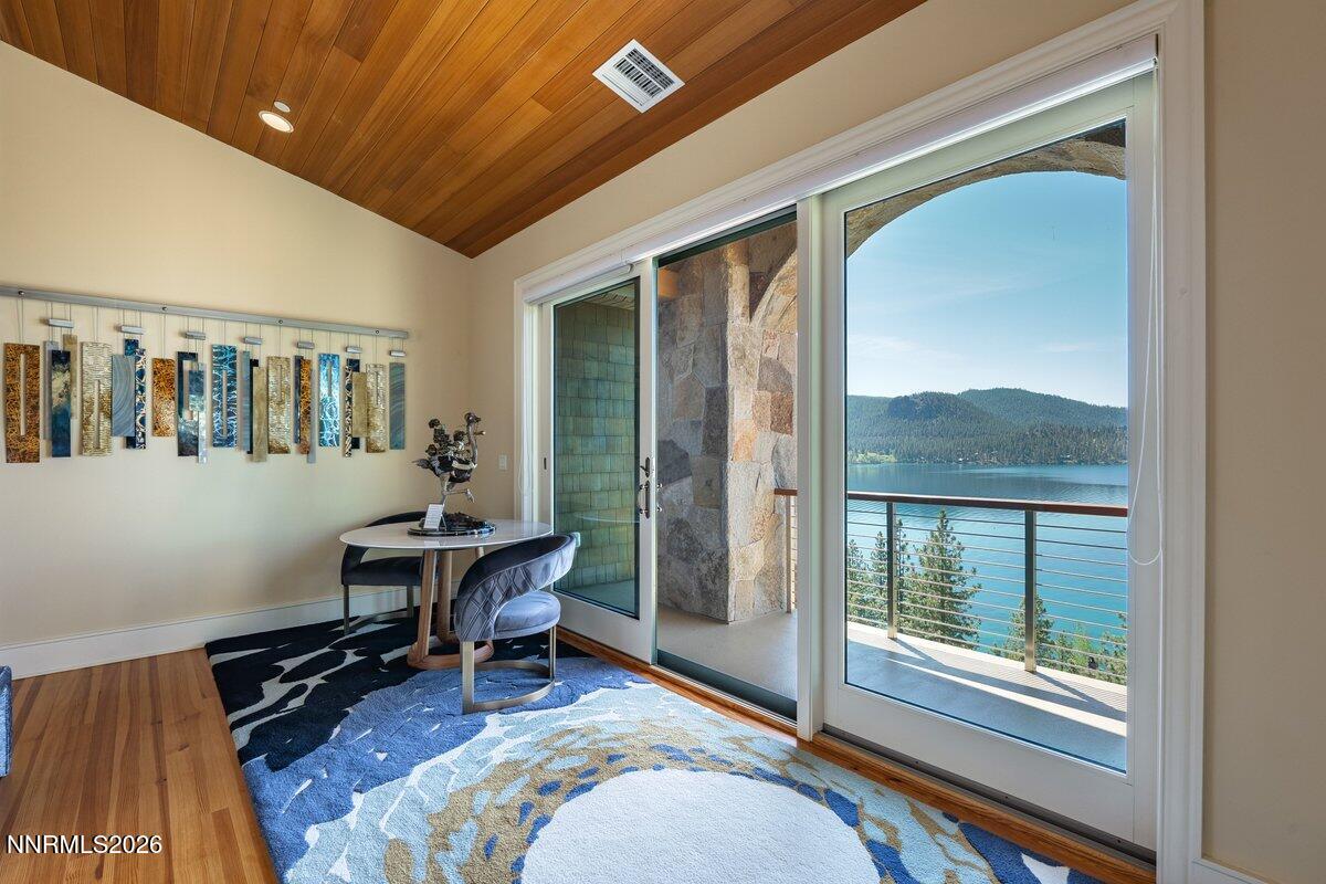 2228 Lands End Drive