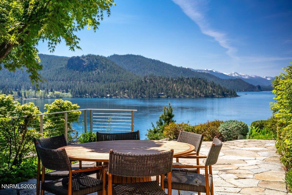2228 Lands End Drive