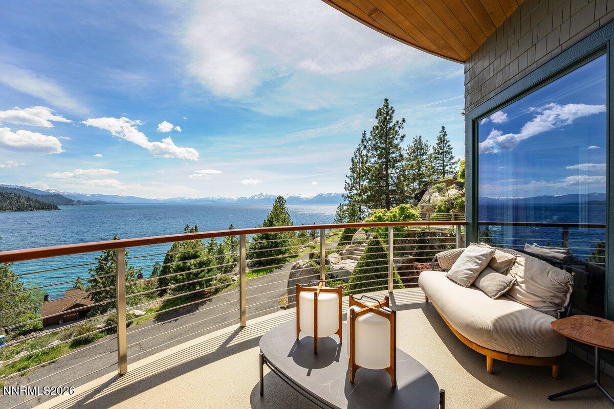2228 Lands End Drive