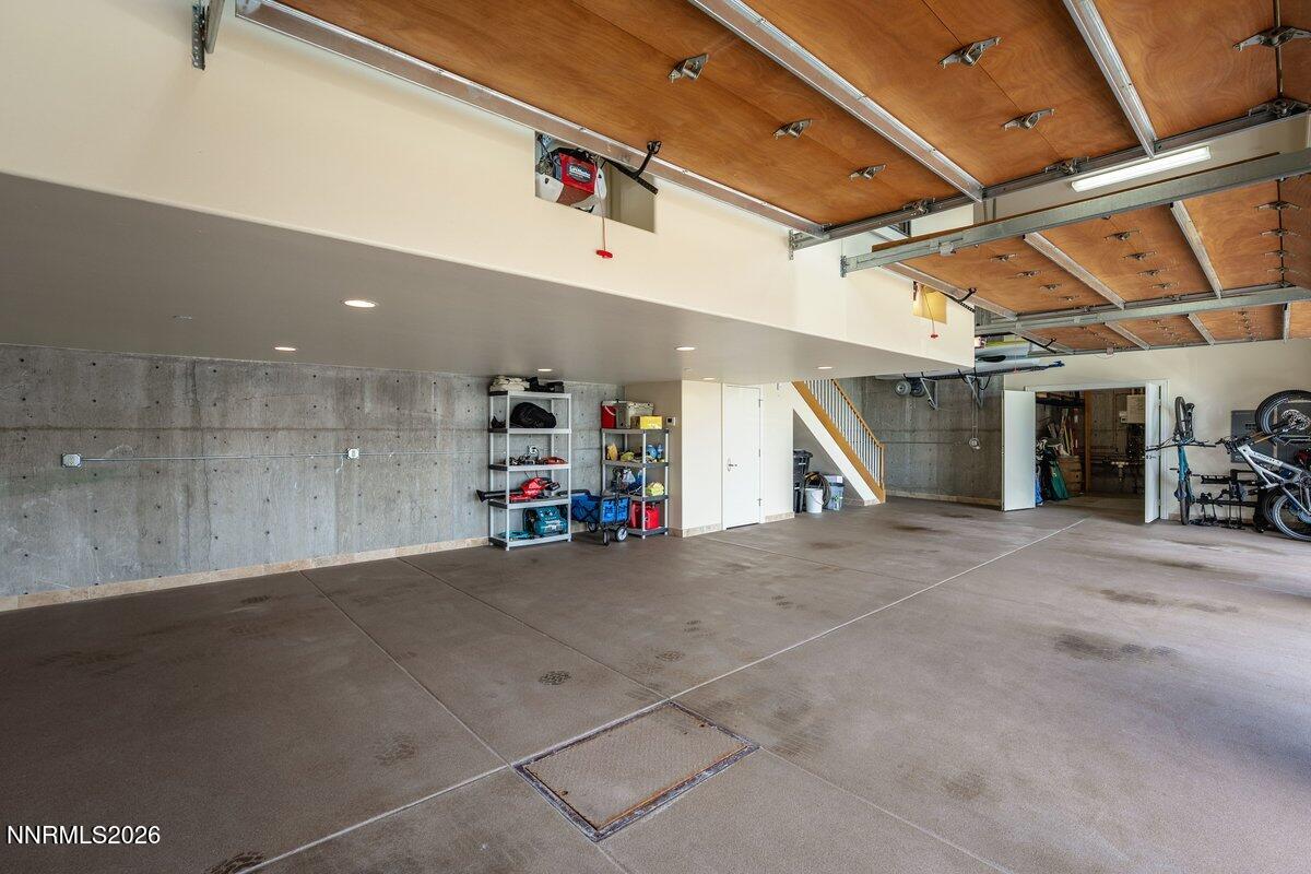 2228 Lands End Drive