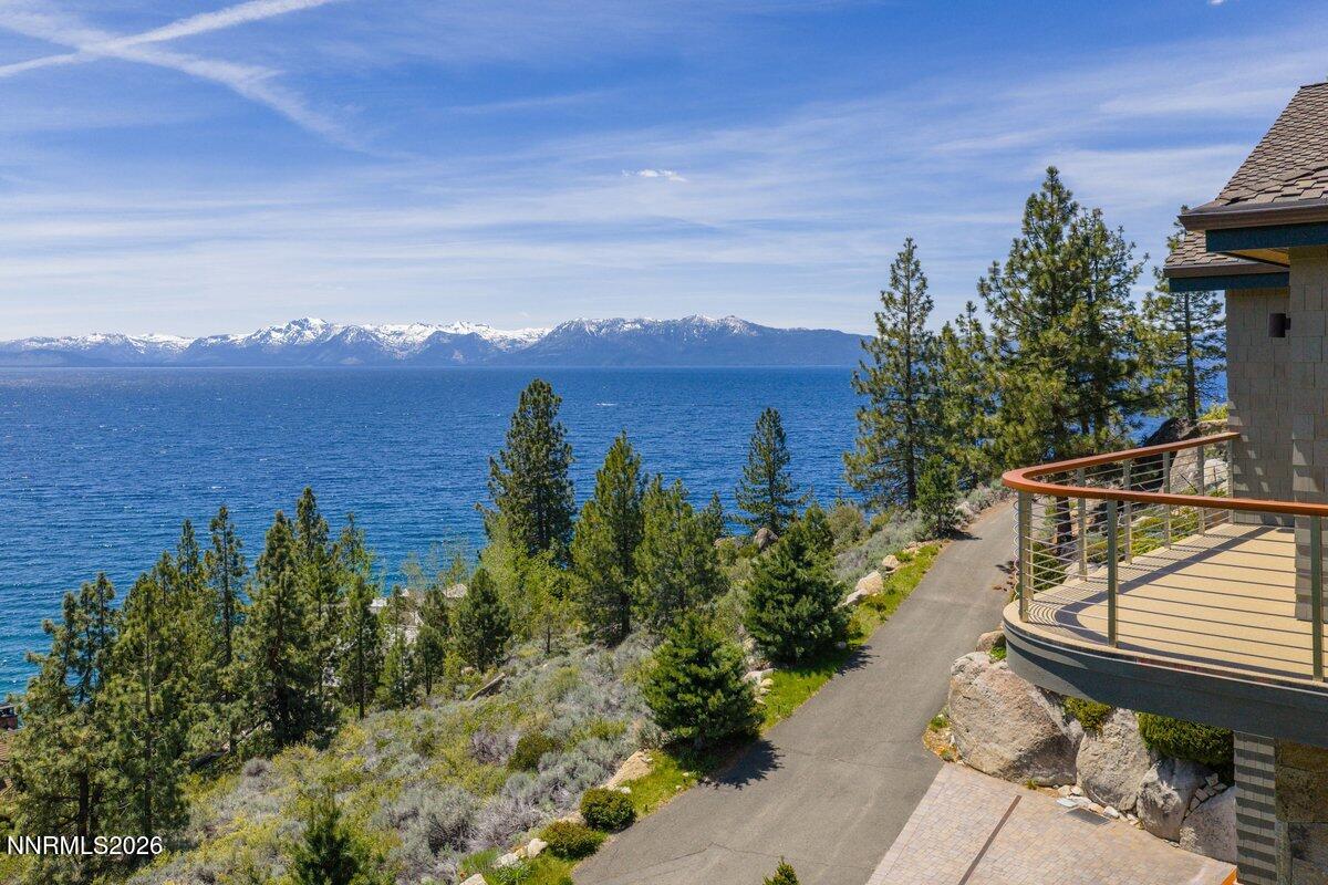 2228 Lands End Drive