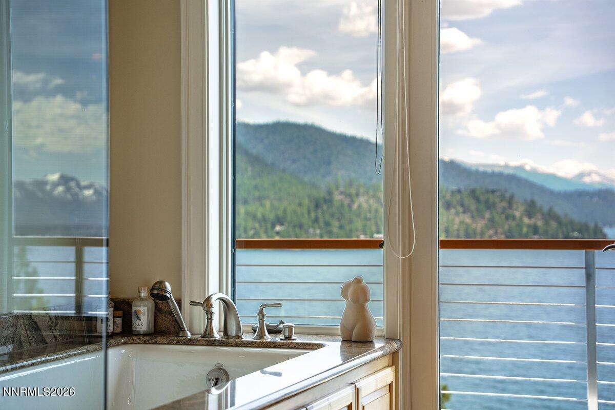 2228 Lands End Drive
