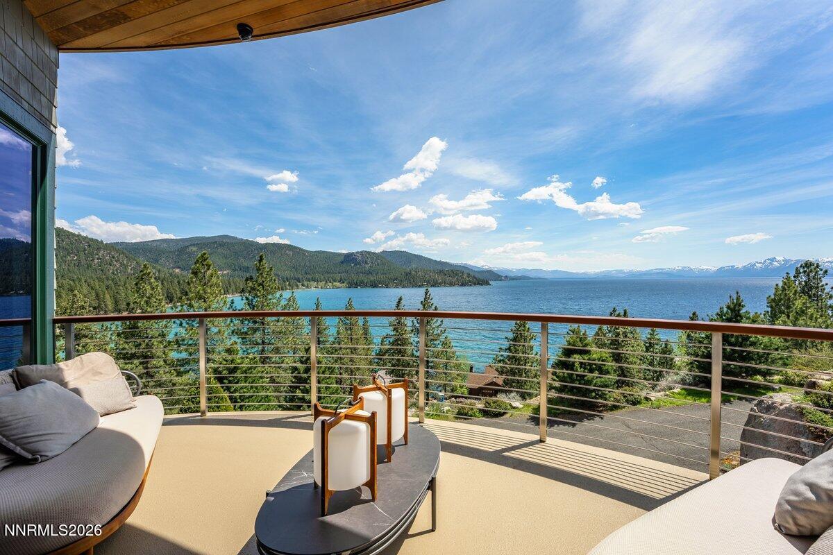 2228 Lands End Drive