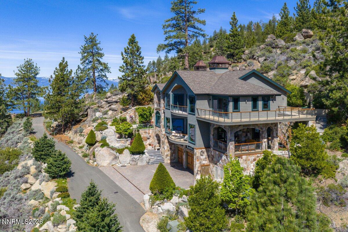2228 Lands End Drive