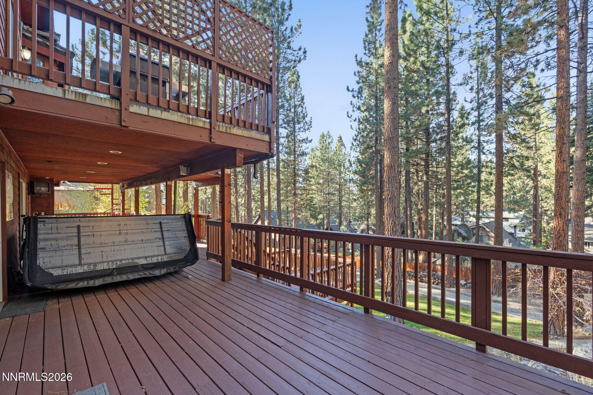 1092 Deercliff Drive
