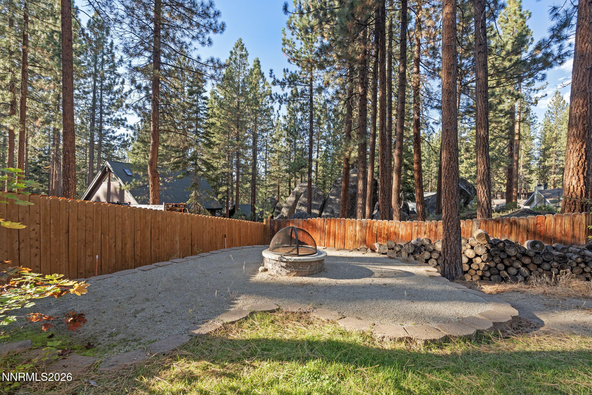 1092 Deercliff Drive