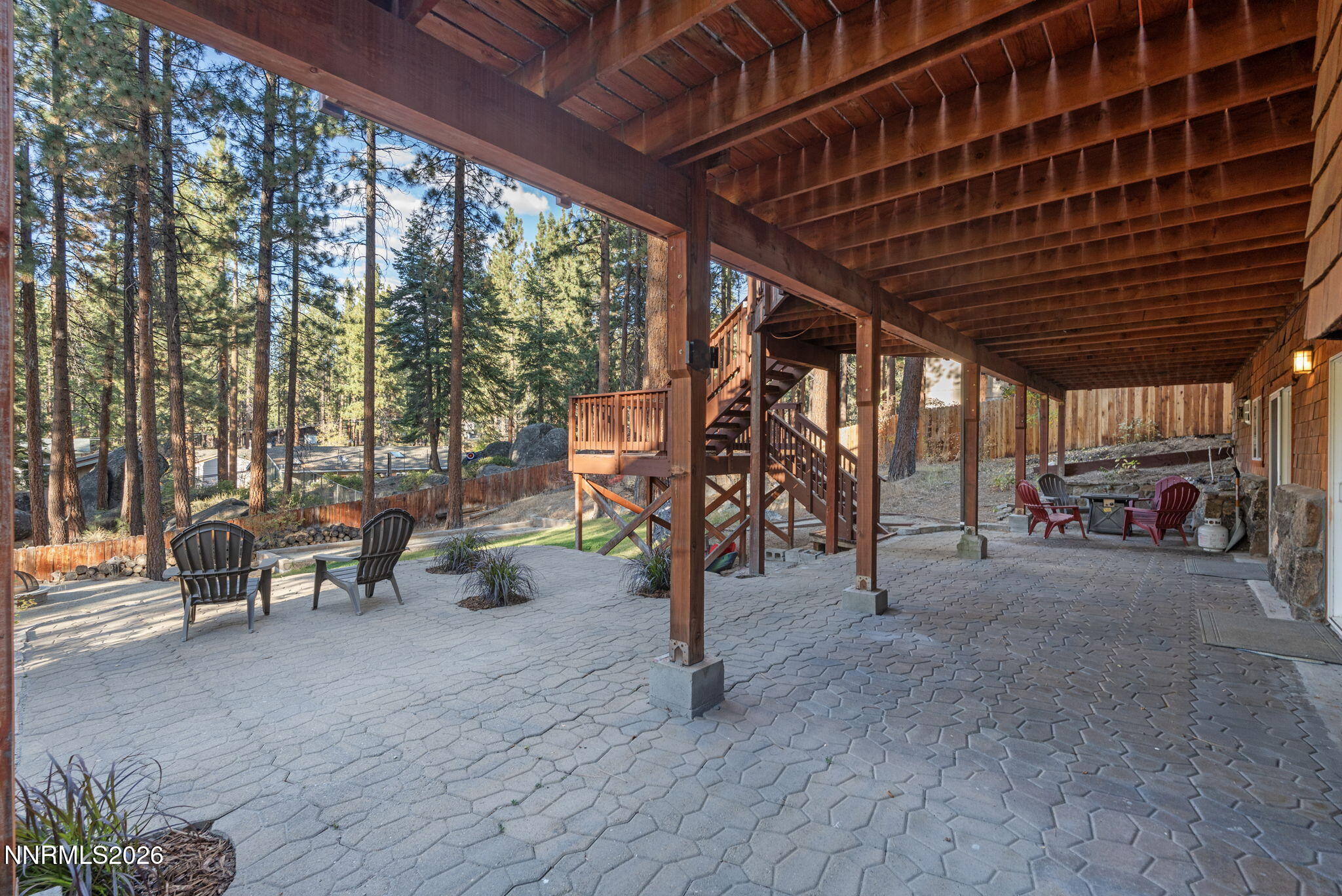 1092 Deercliff Drive