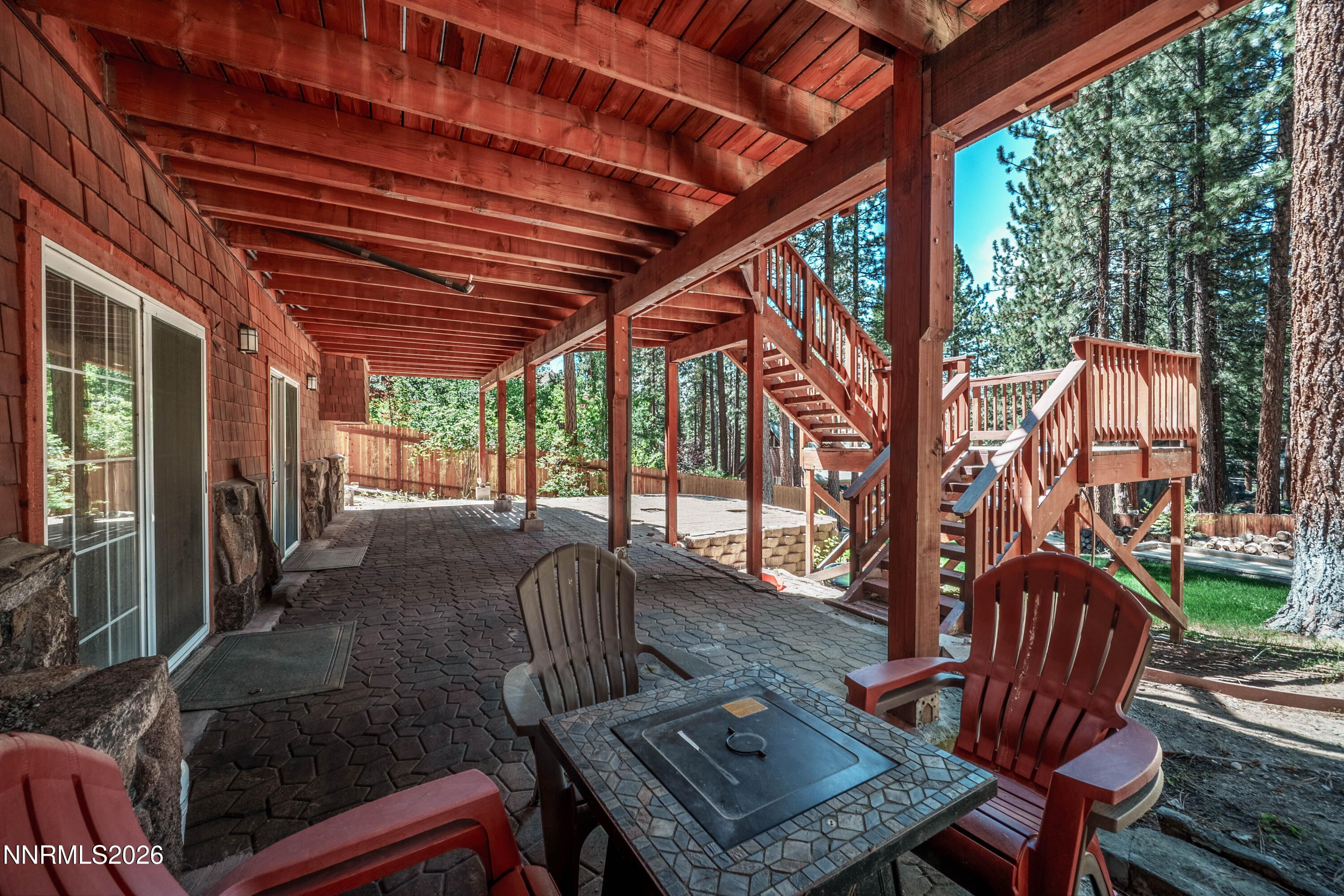 1092 Deercliff Drive