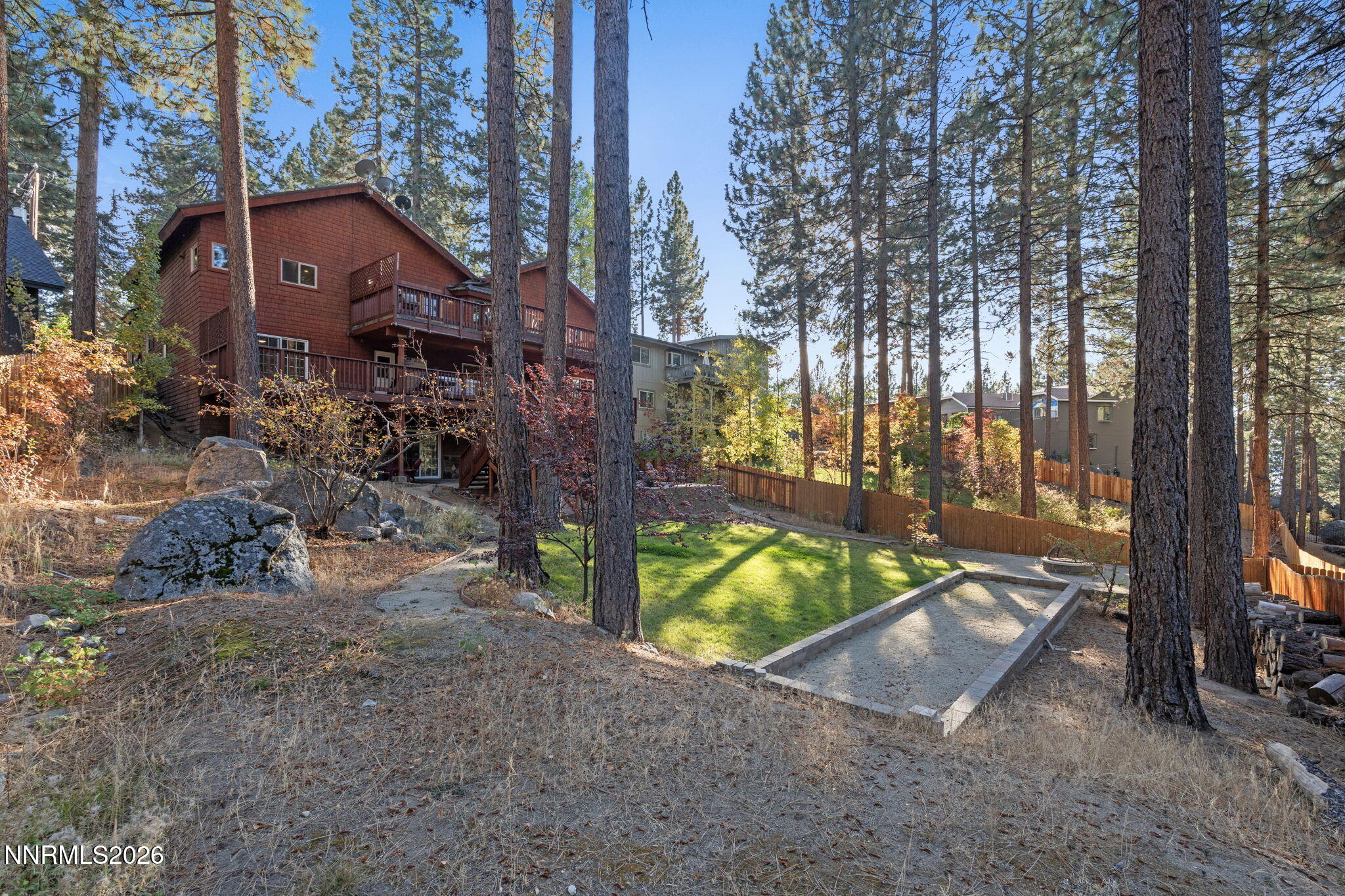 1092 Deercliff Drive