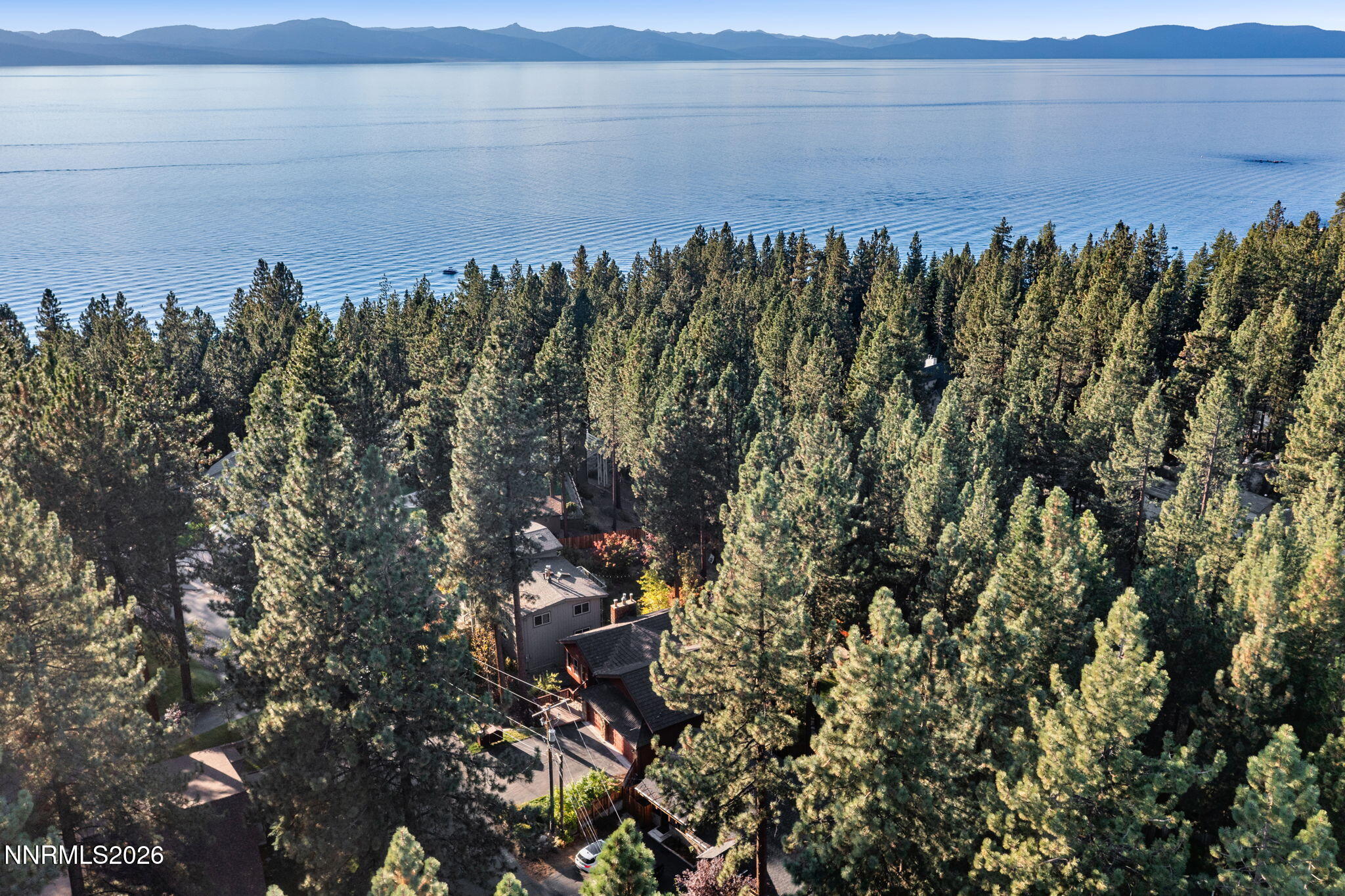 1092 Deercliff Drive