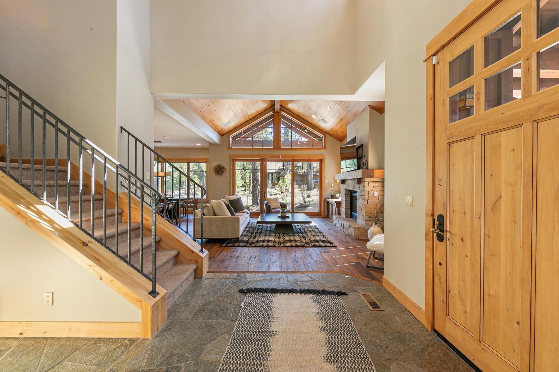 10251 Valmont Trail
