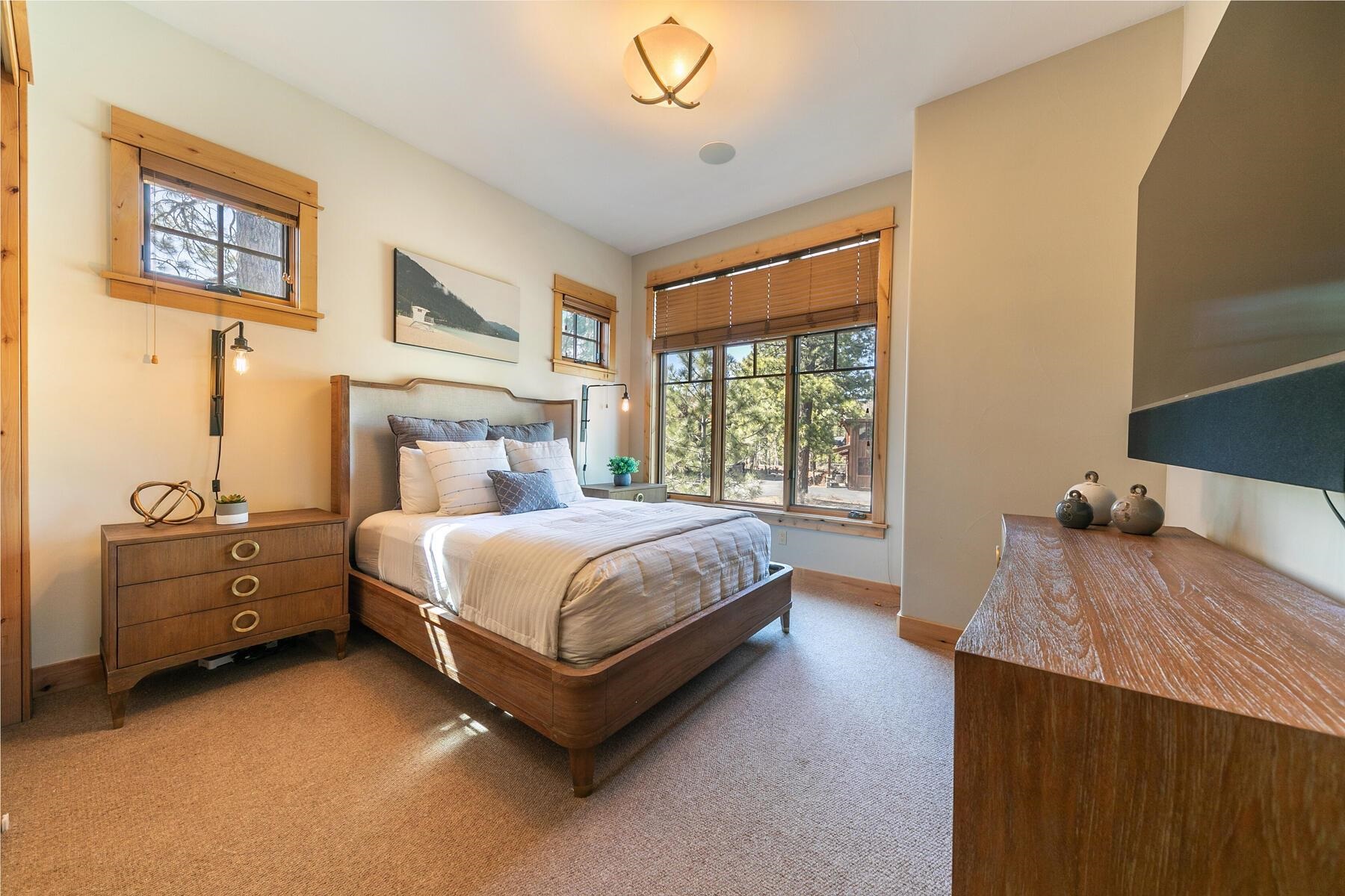 10251 Valmont Trail