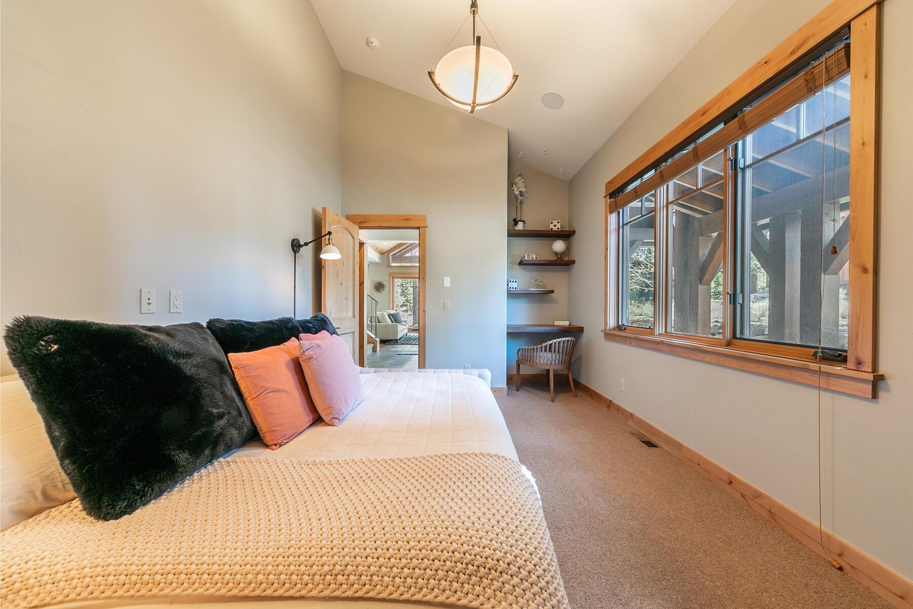 10251 Valmont Trail