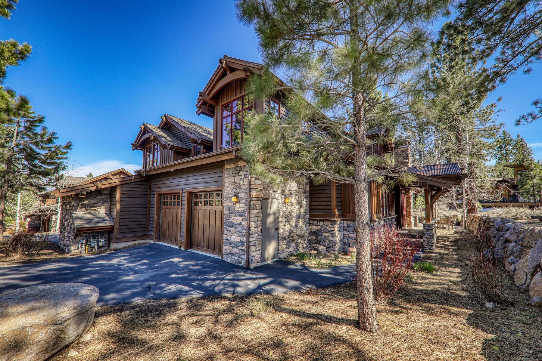10251 Valmont Trail