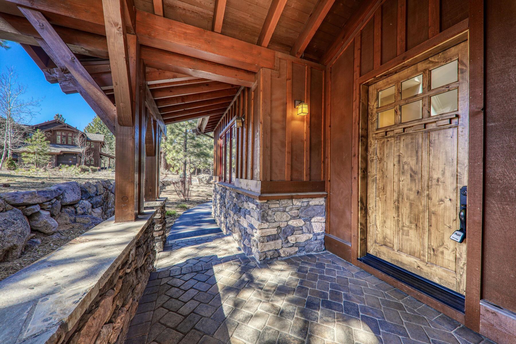 10251 Valmont Trail