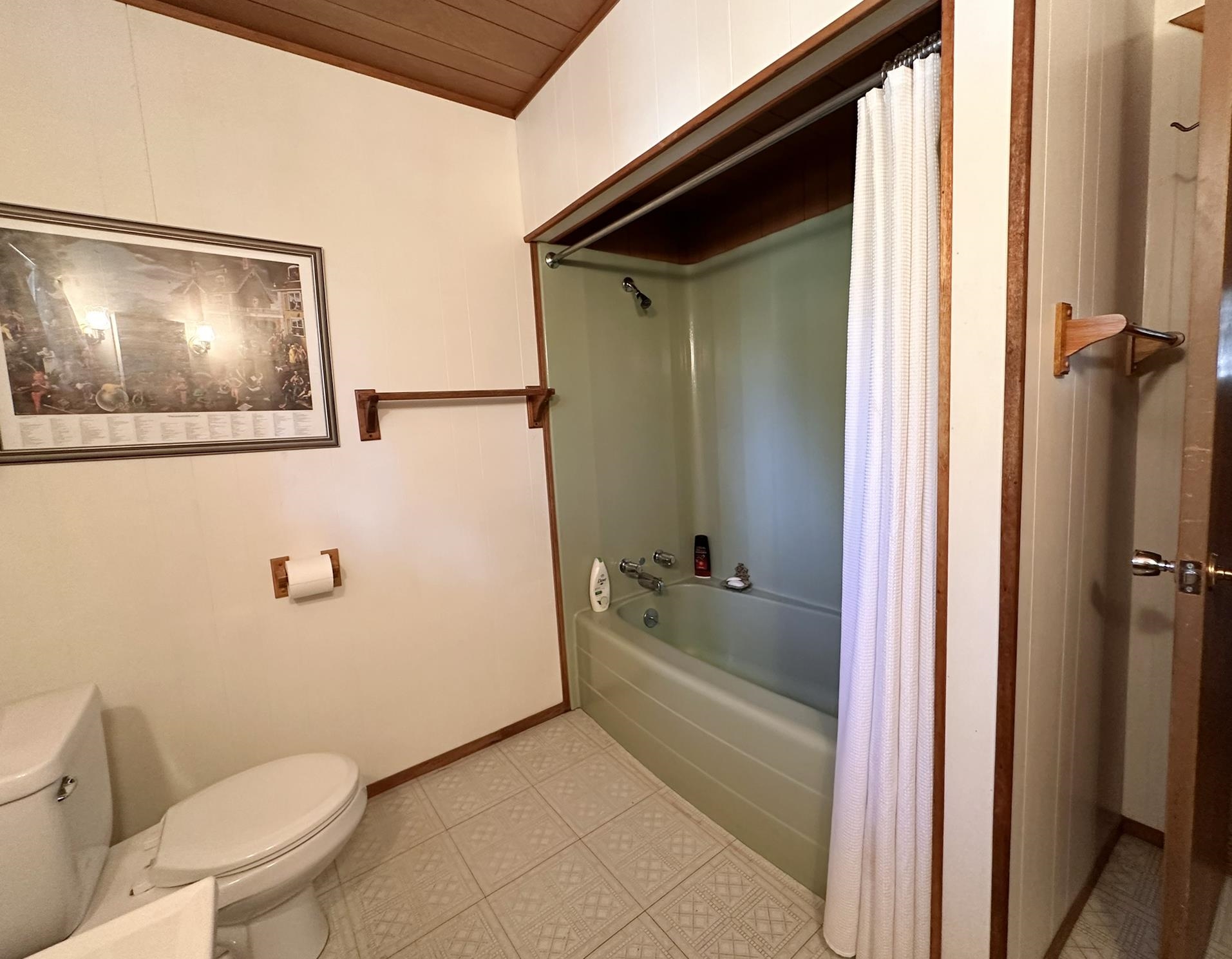 390 Tanager Drive