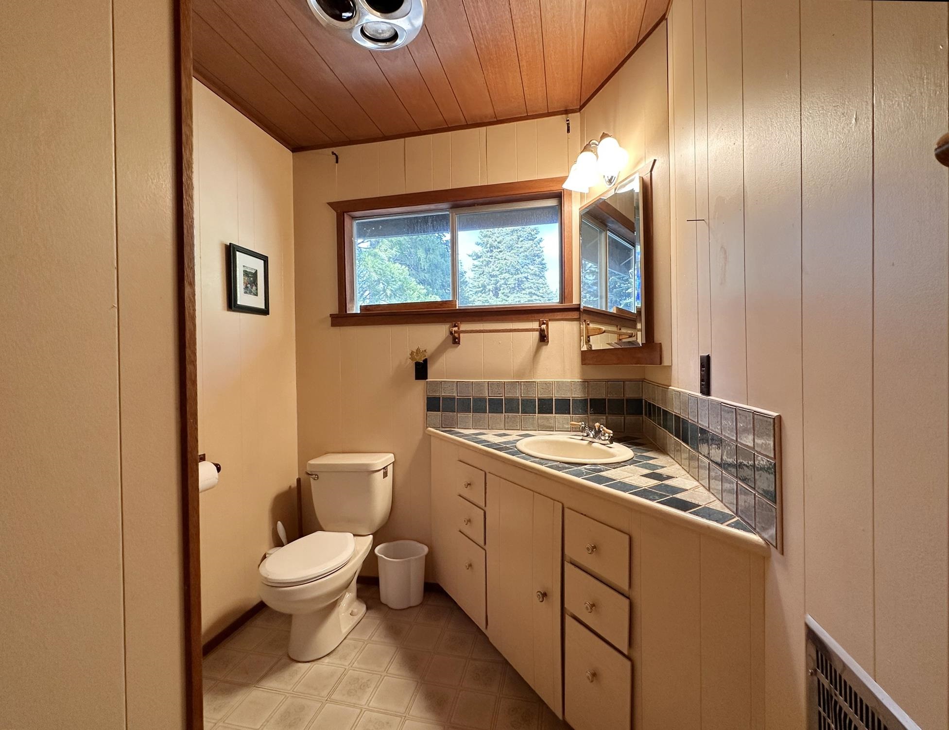 390 Tanager Drive