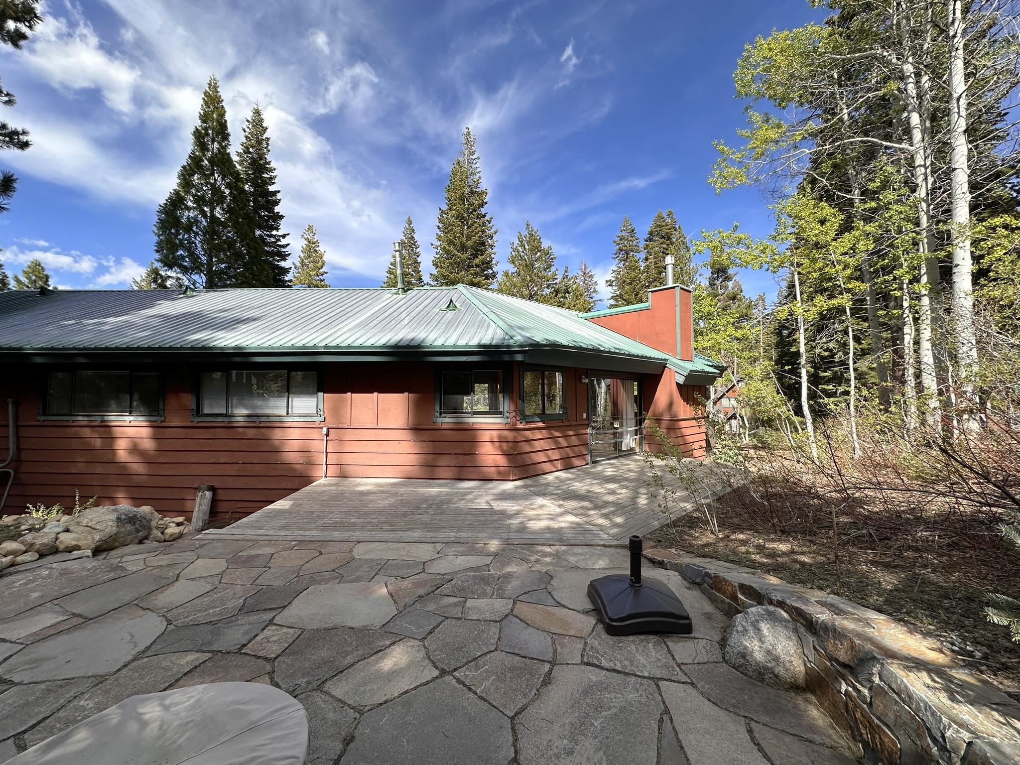 390 Tanager Drive