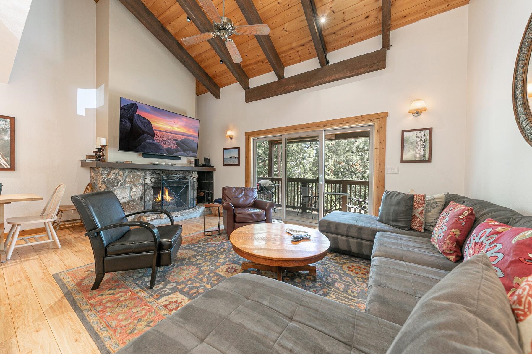 2755 North Lake Boulevard Unit: 16