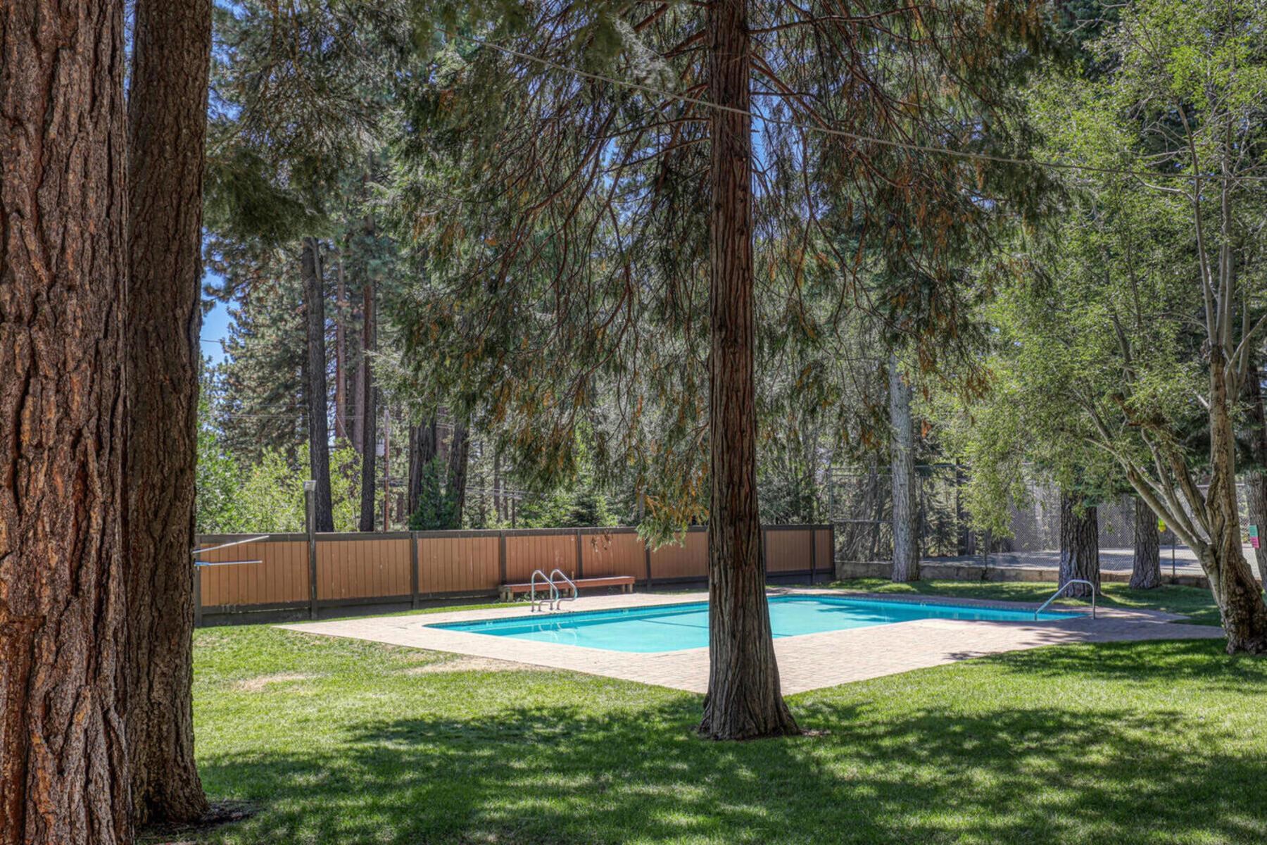 2755 North Lake Boulevard Unit: 16