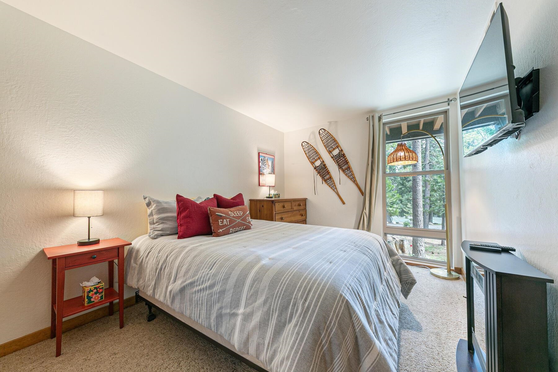 2755 North Lake Boulevard Unit: 16