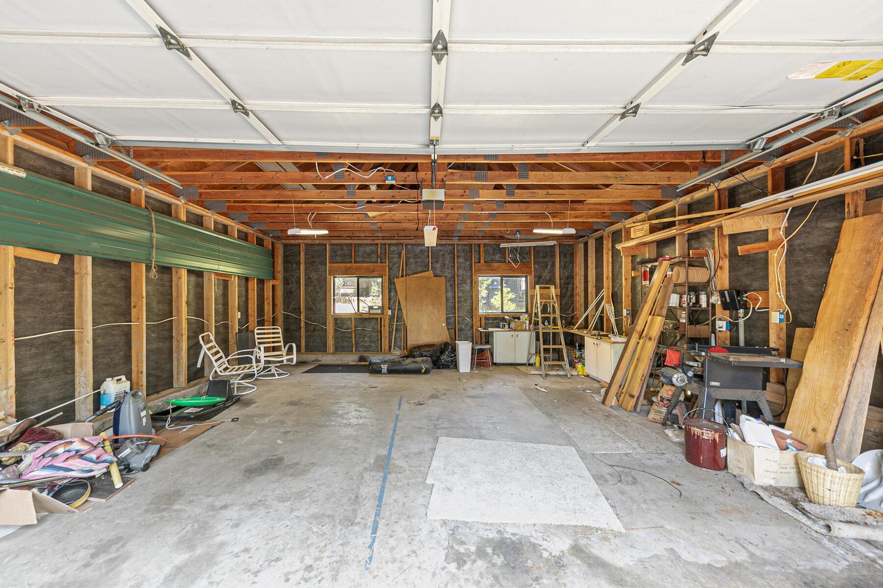 712 Chapel Lane
