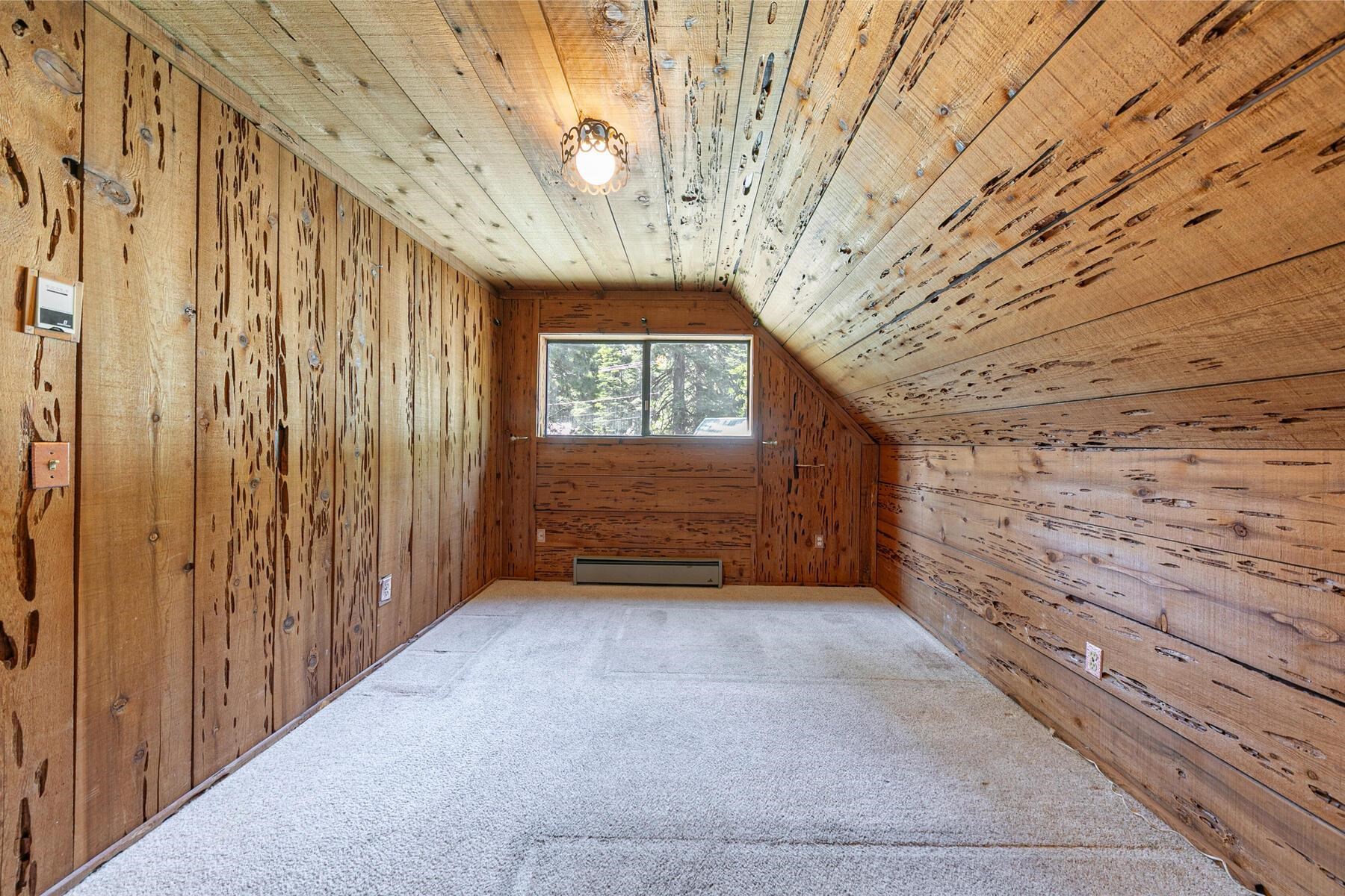 712 Chapel Lane
