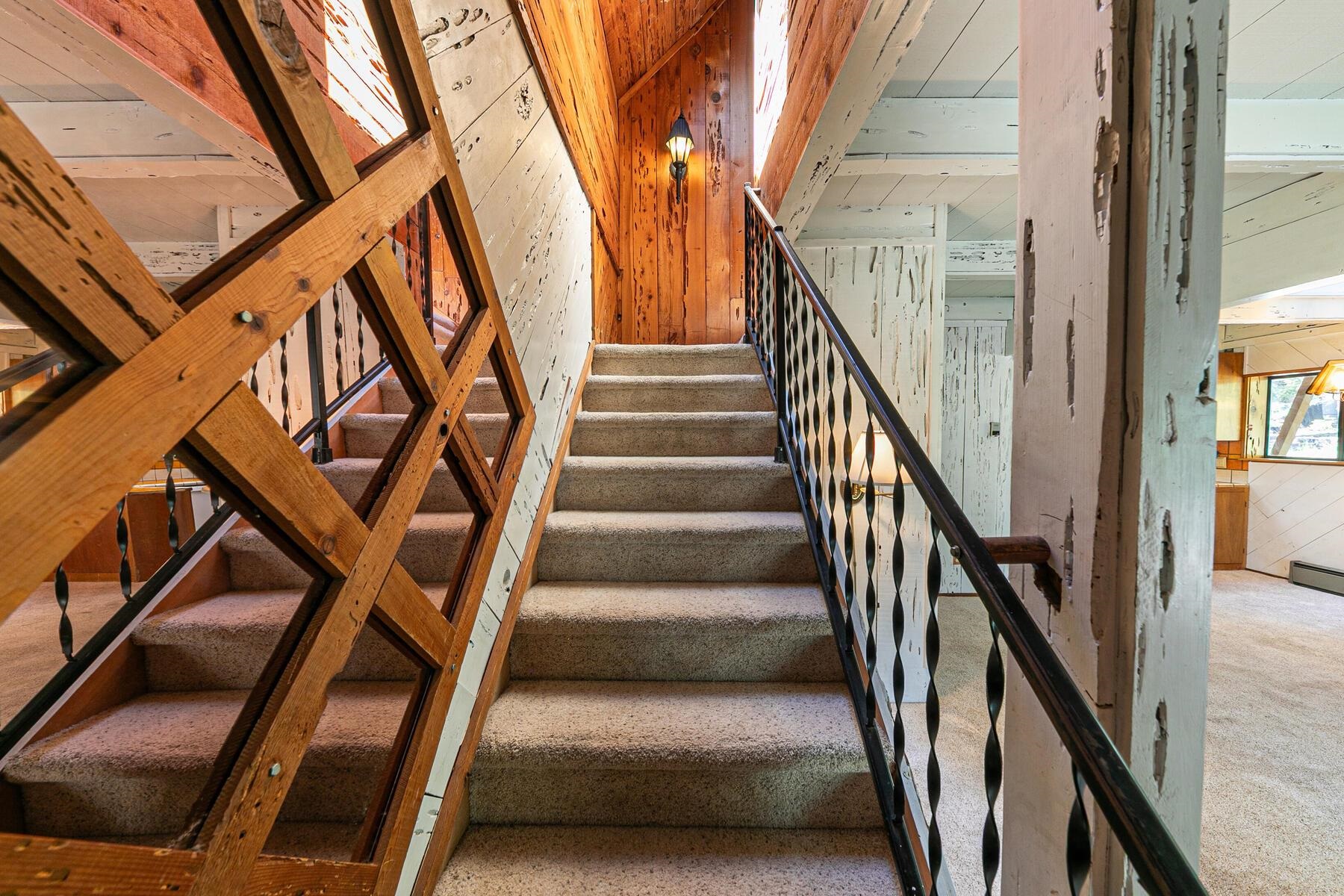 712 Chapel Lane