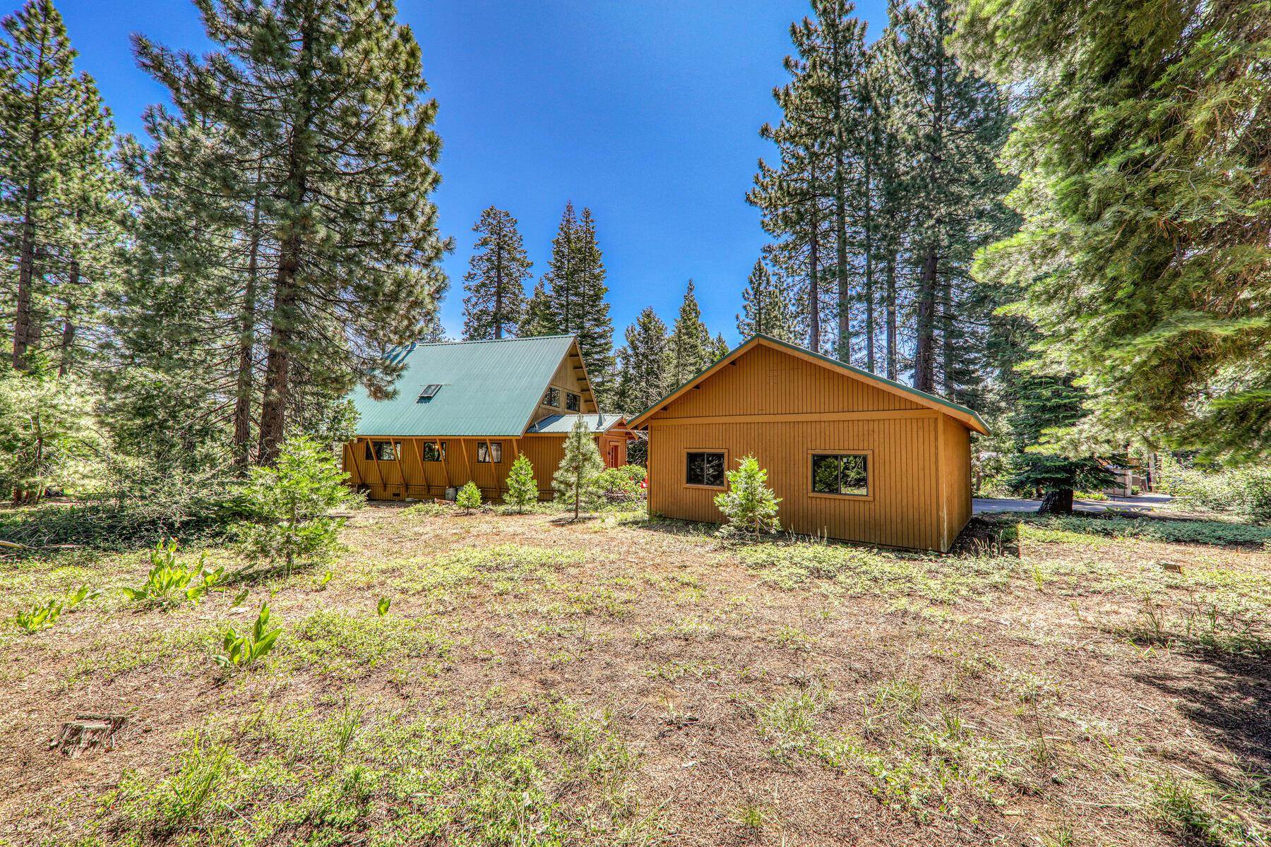 712 Chapel Lane