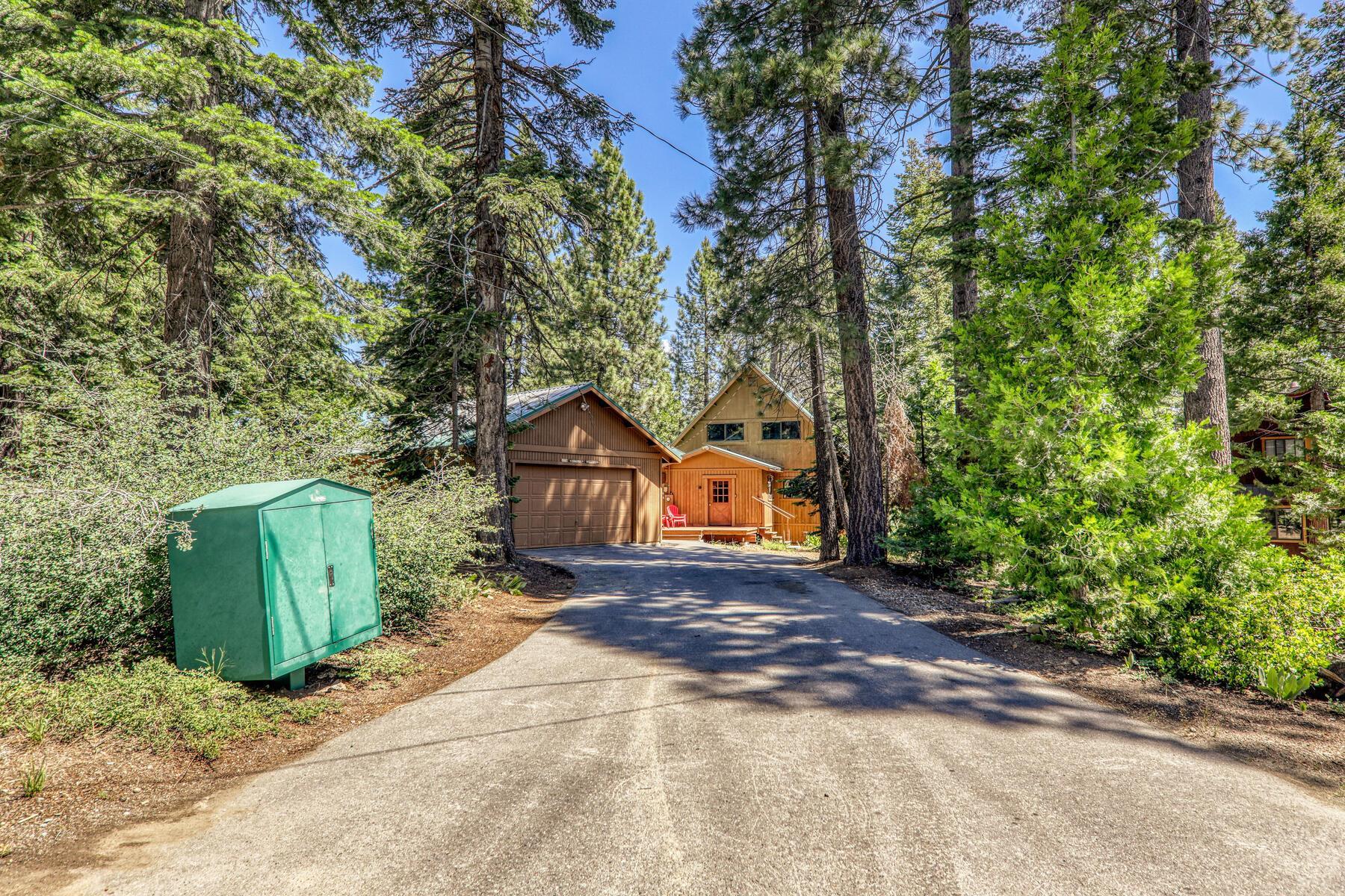 712 Chapel Lane