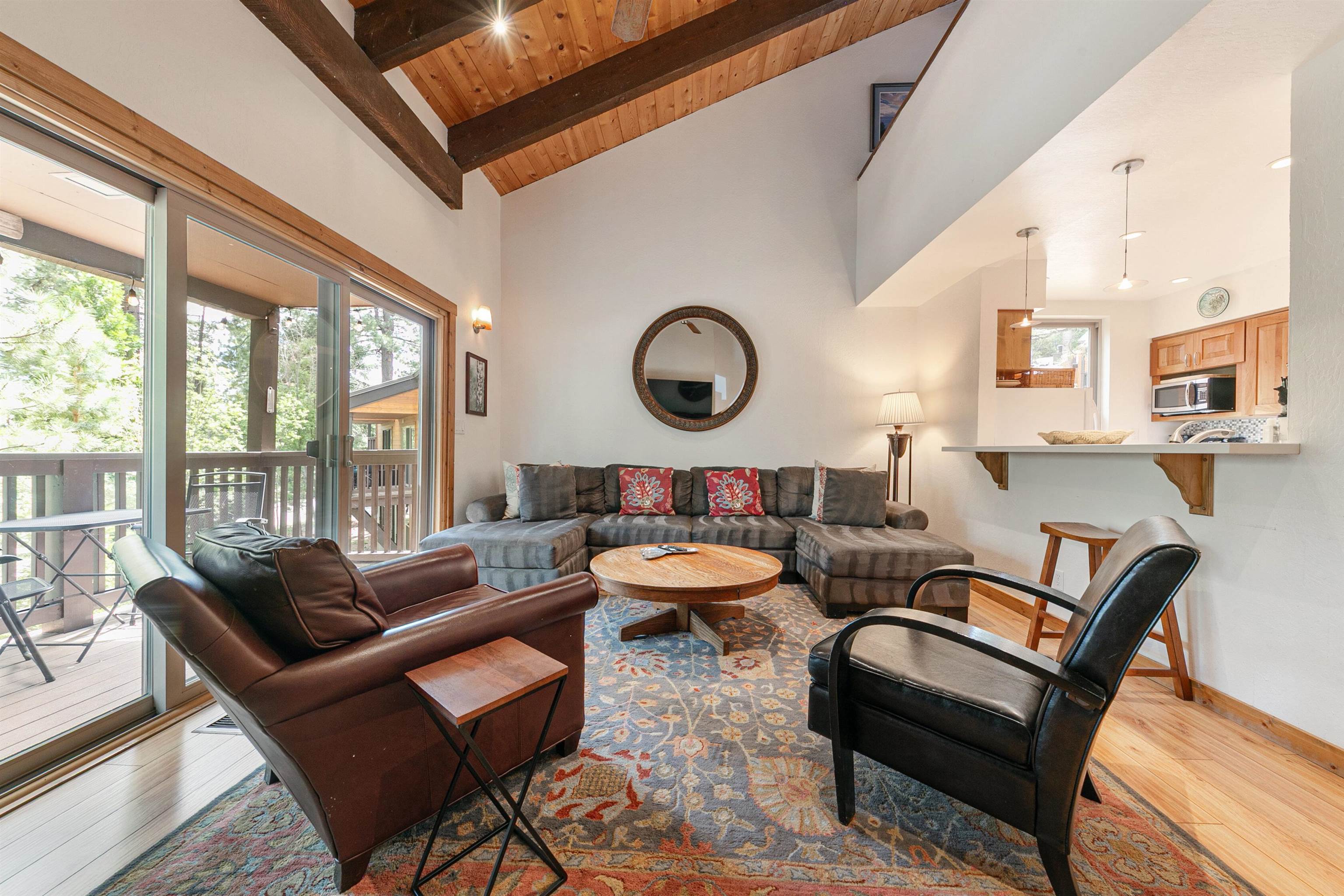 2755 North Lake Boulevard # 16 Unit: #16
