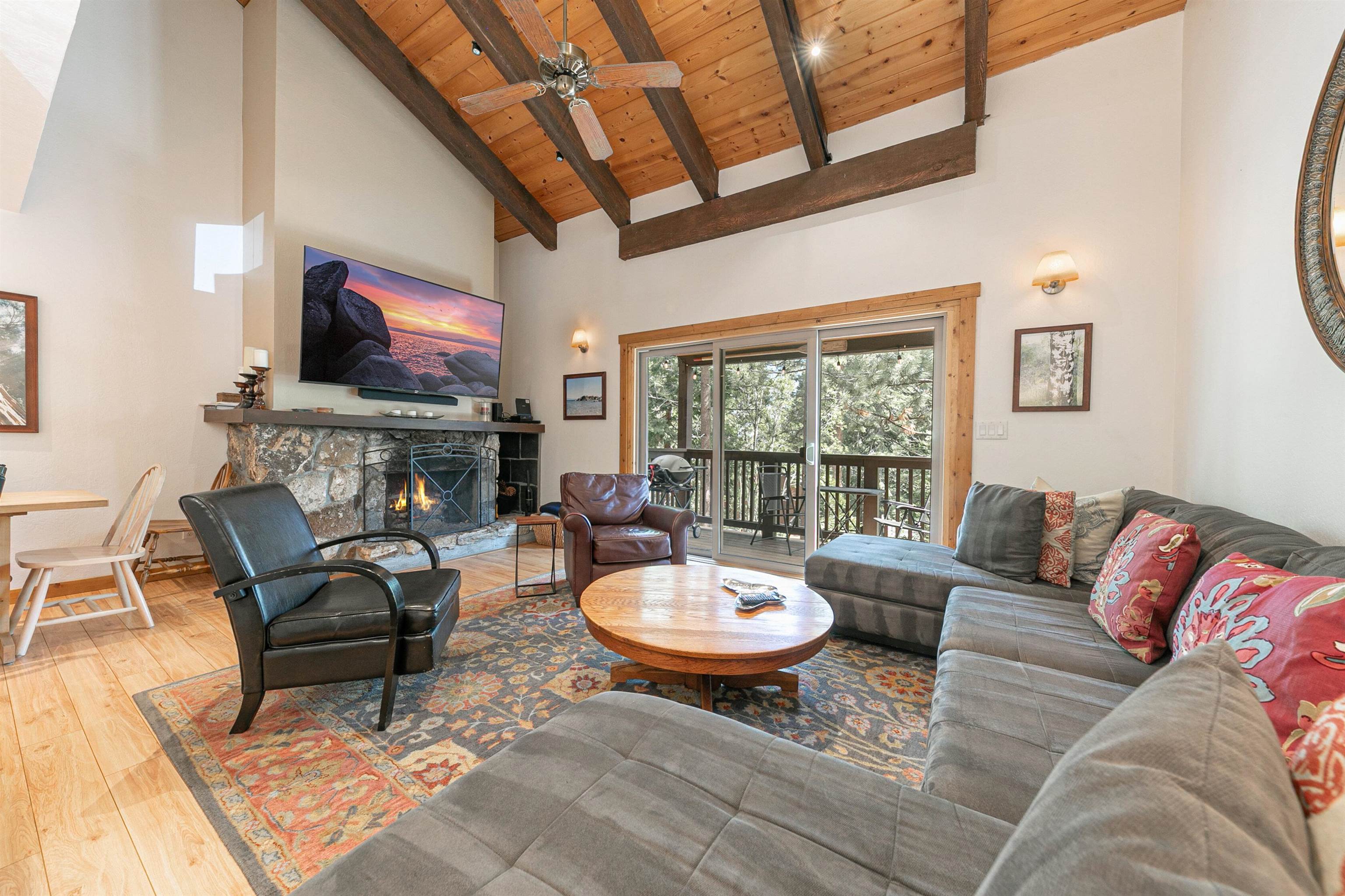 2755 North Lake Boulevard # 16 Unit: #16