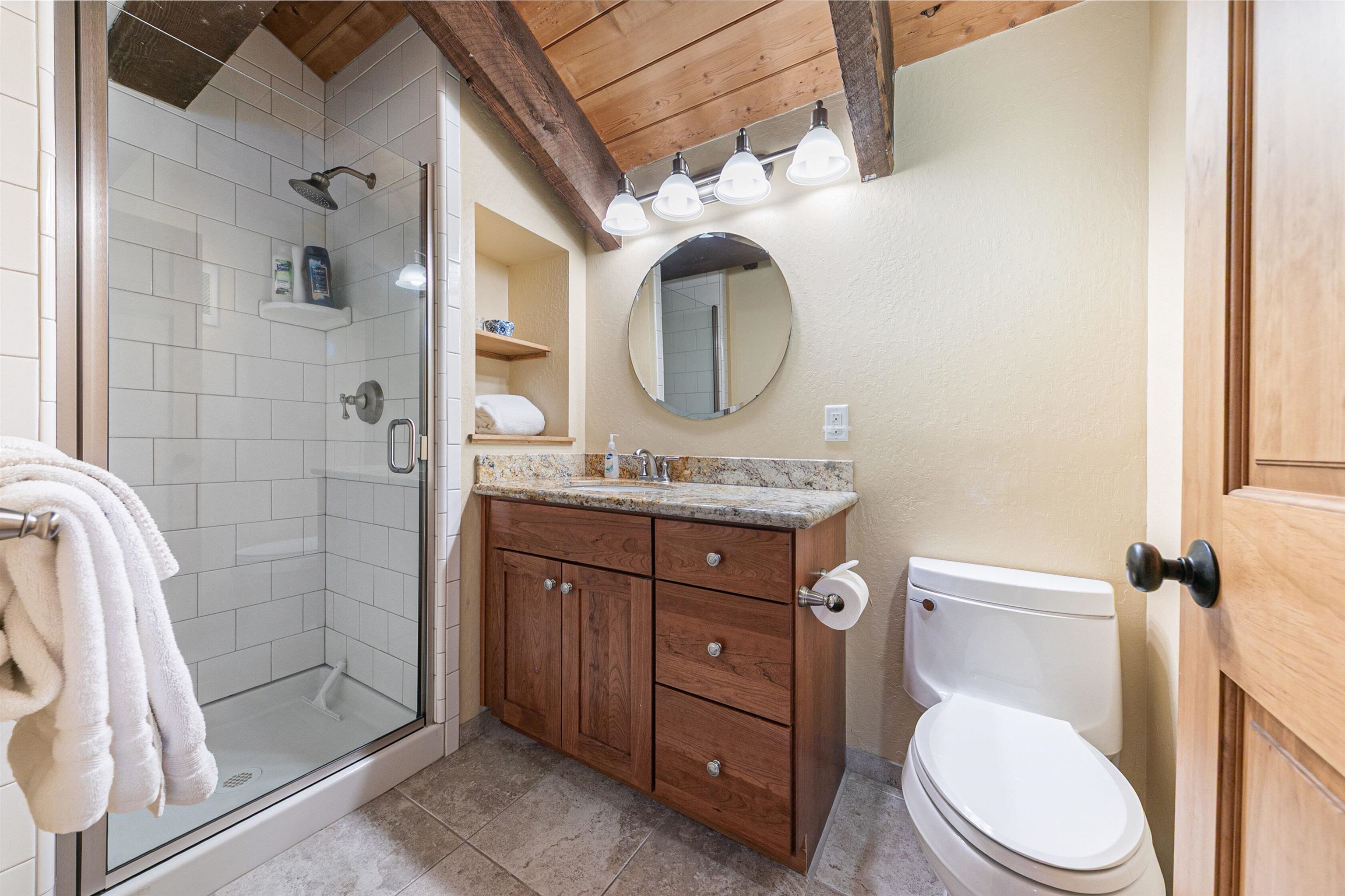 2755 North Lake Boulevard # 16 Unit: #16