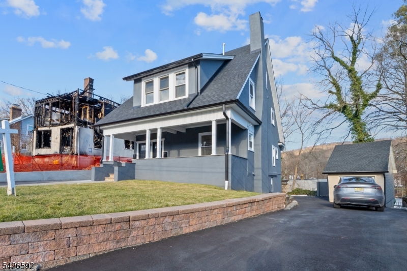 16 Old Short Hills Road