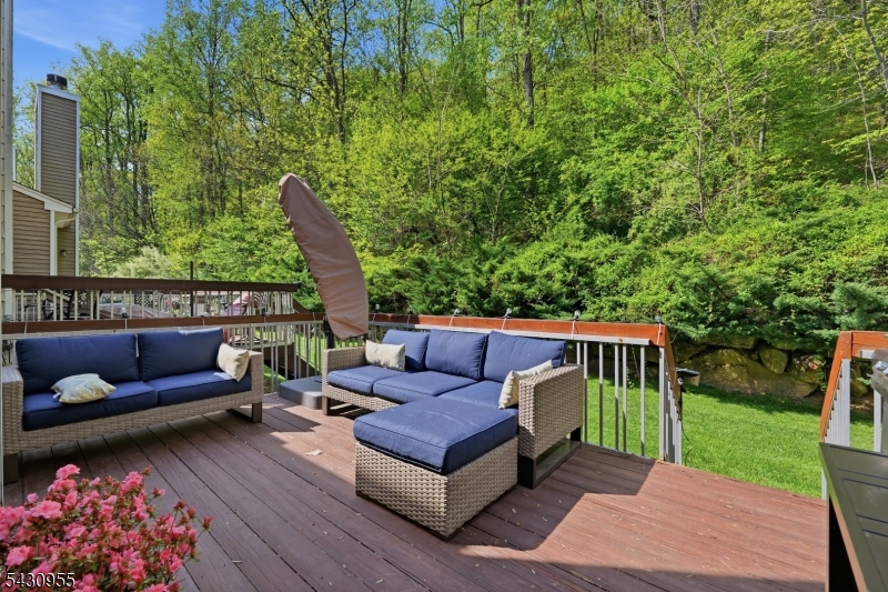 34 Edgefield Dr