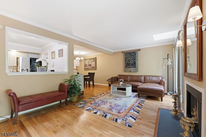 34 Edgefield Dr