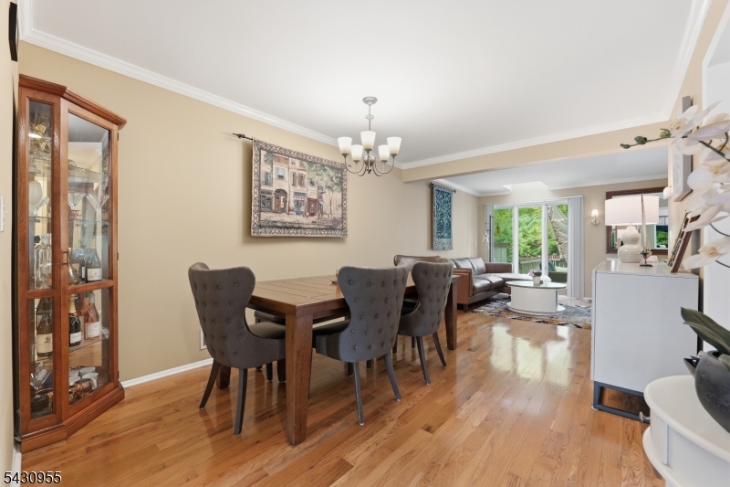34 Edgefield Dr