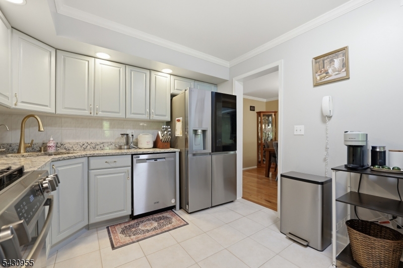 34 Edgefield Dr
