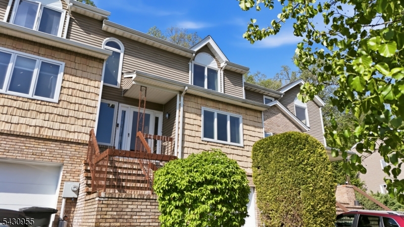 34 Edgefield Dr