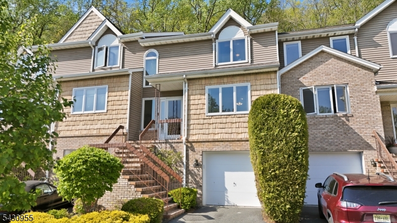 34 Edgefield Dr