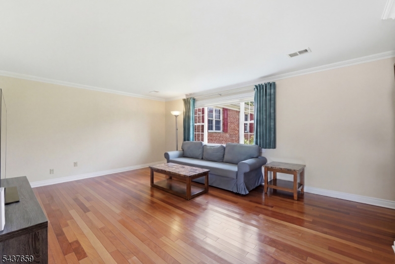 67-75 New England Ave 69B 69b