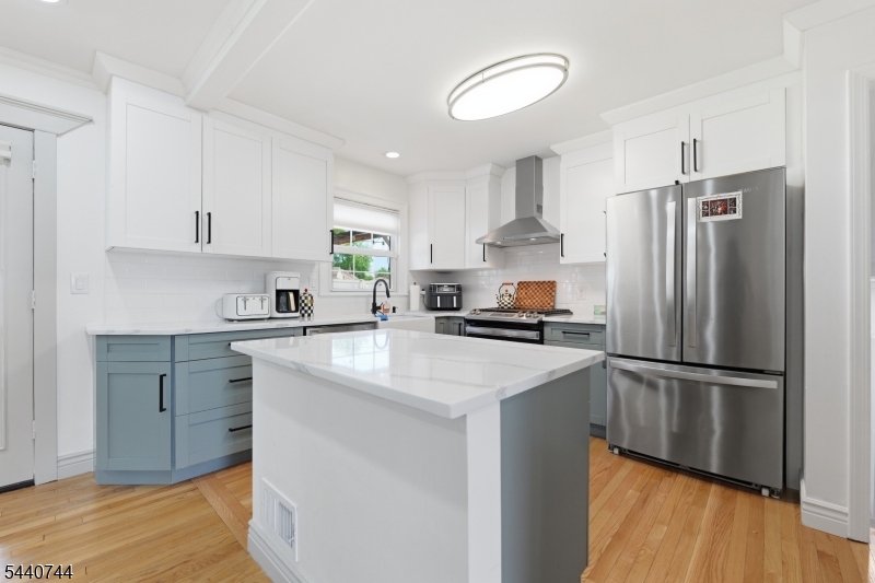 83 Rutan Rd